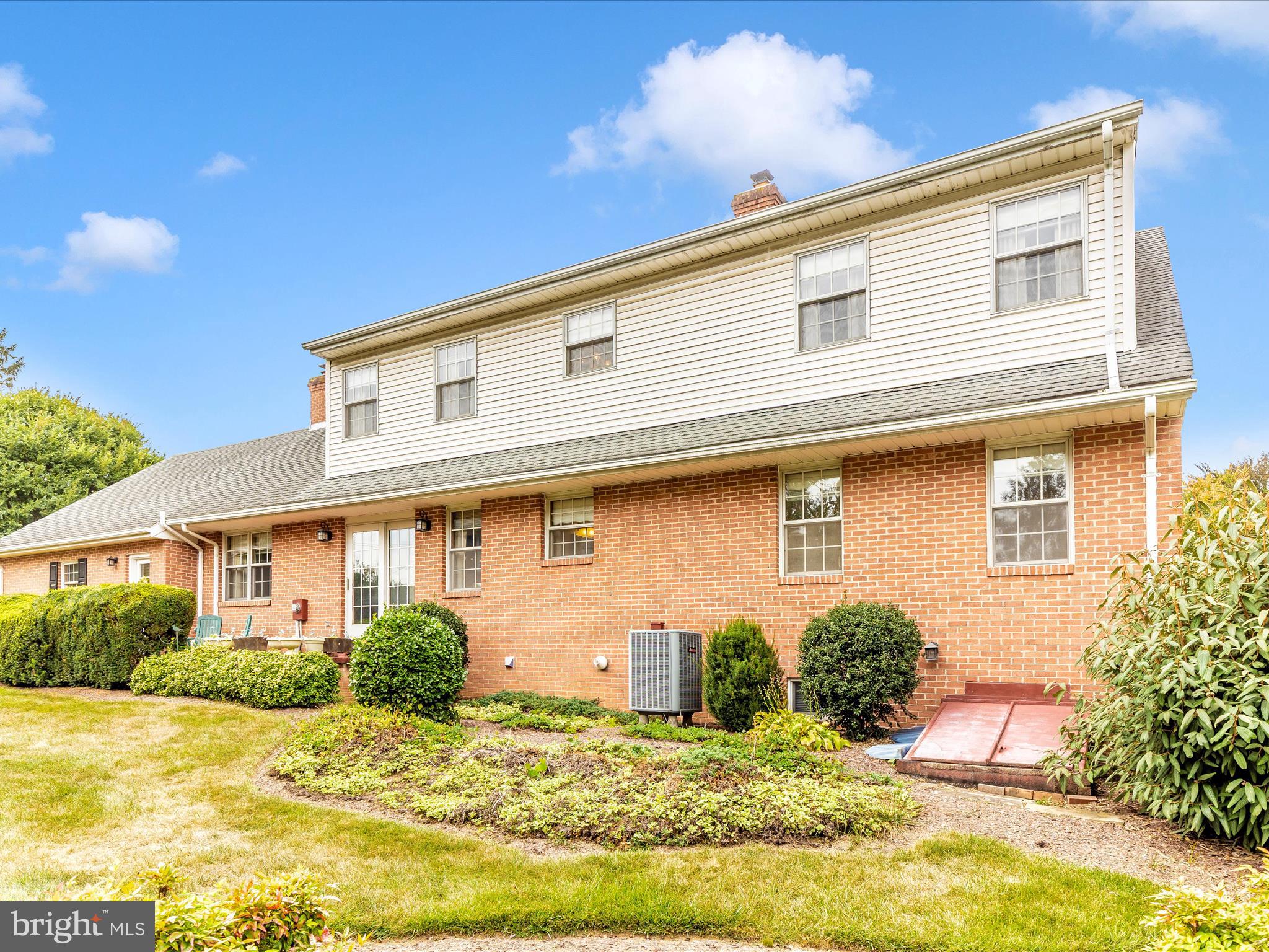 ROCK CREEK ESTATES - Residential