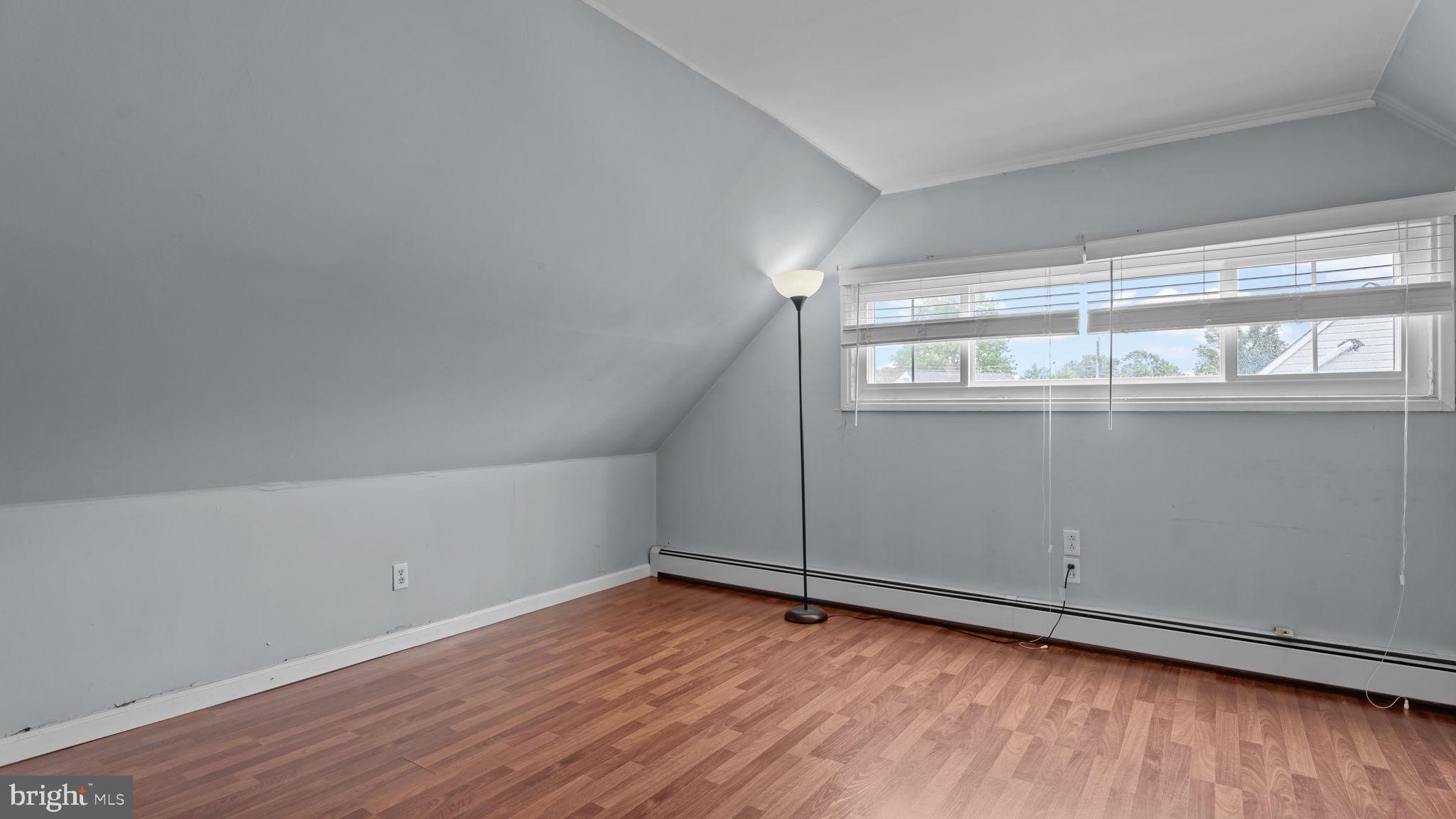 INDIAN CREEK - Residential