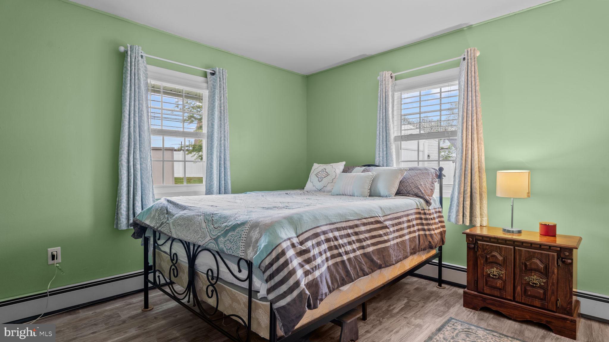 INDIAN CREEK - Residential