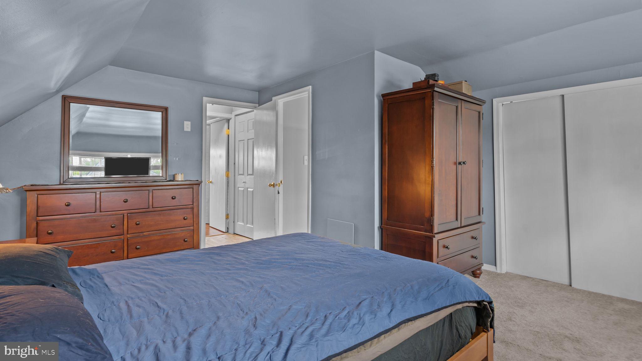 INDIAN CREEK - Residential