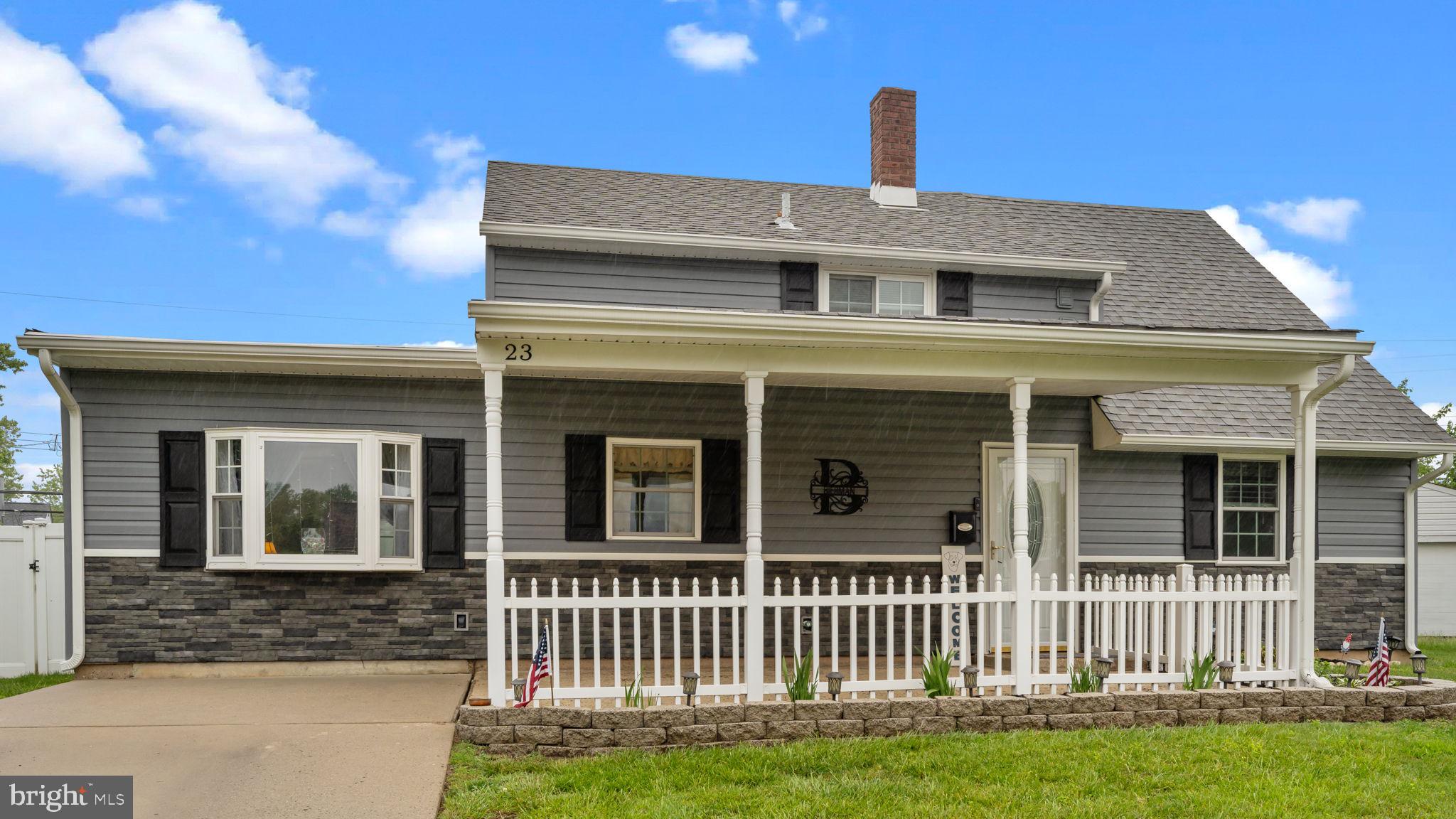 INDIAN CREEK - Residential