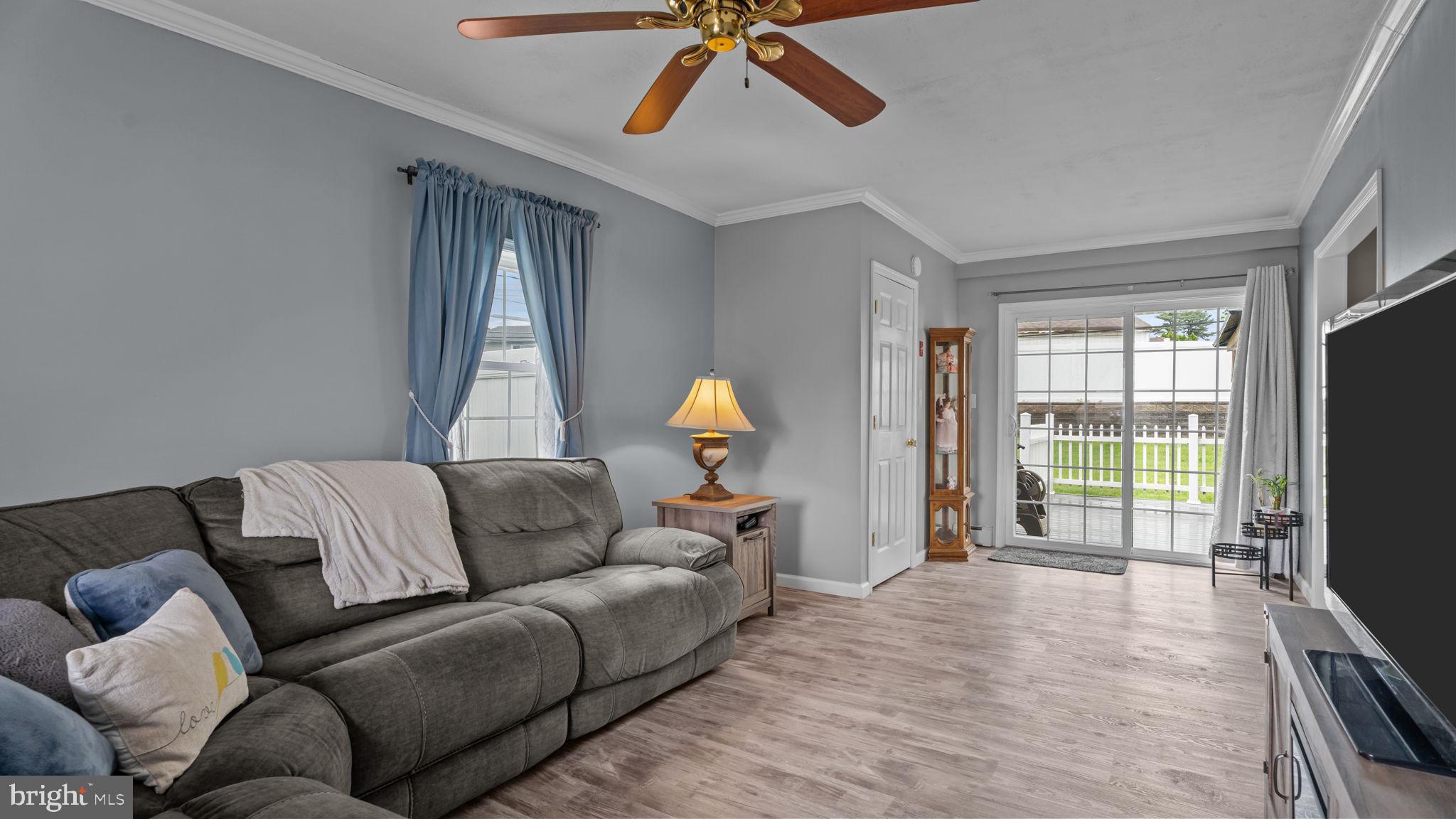 INDIAN CREEK - Residential