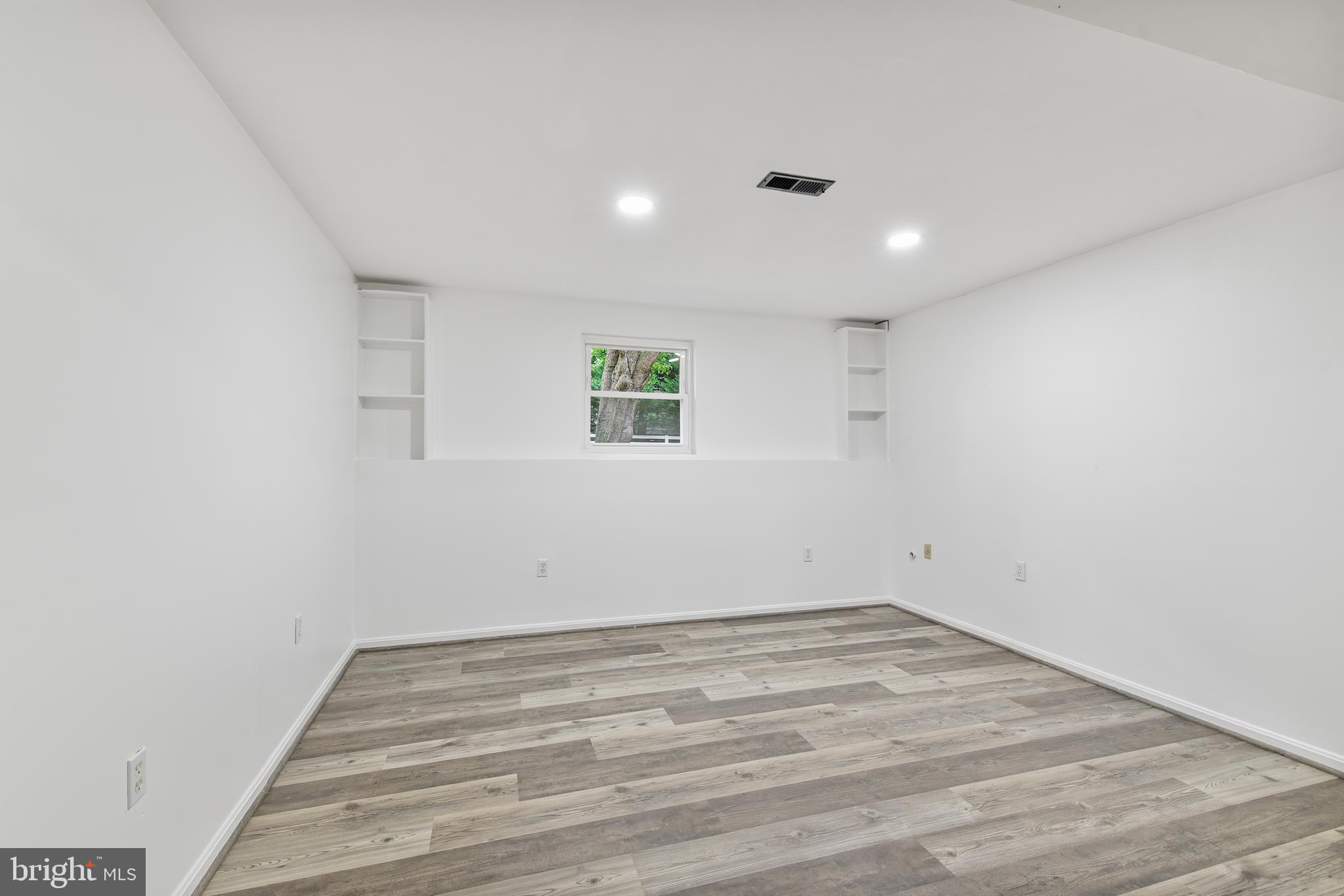 ARDEN ON THE SEVERN - Residential