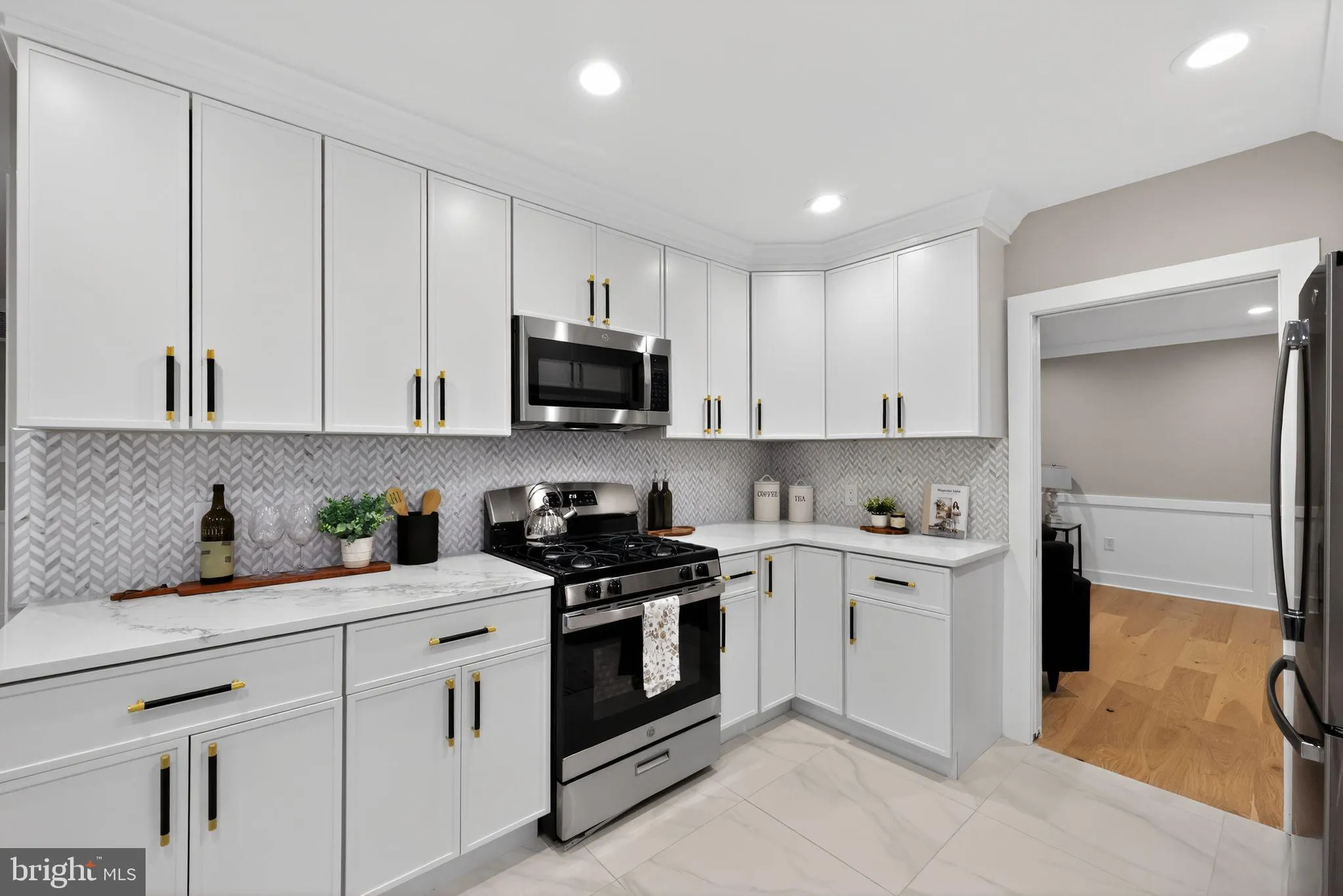 Cherry Hill, New Jersey 08003, United States, 5 Bedrooms Bedrooms, ,3 BathroomsBathrooms,Residential,Active,246727