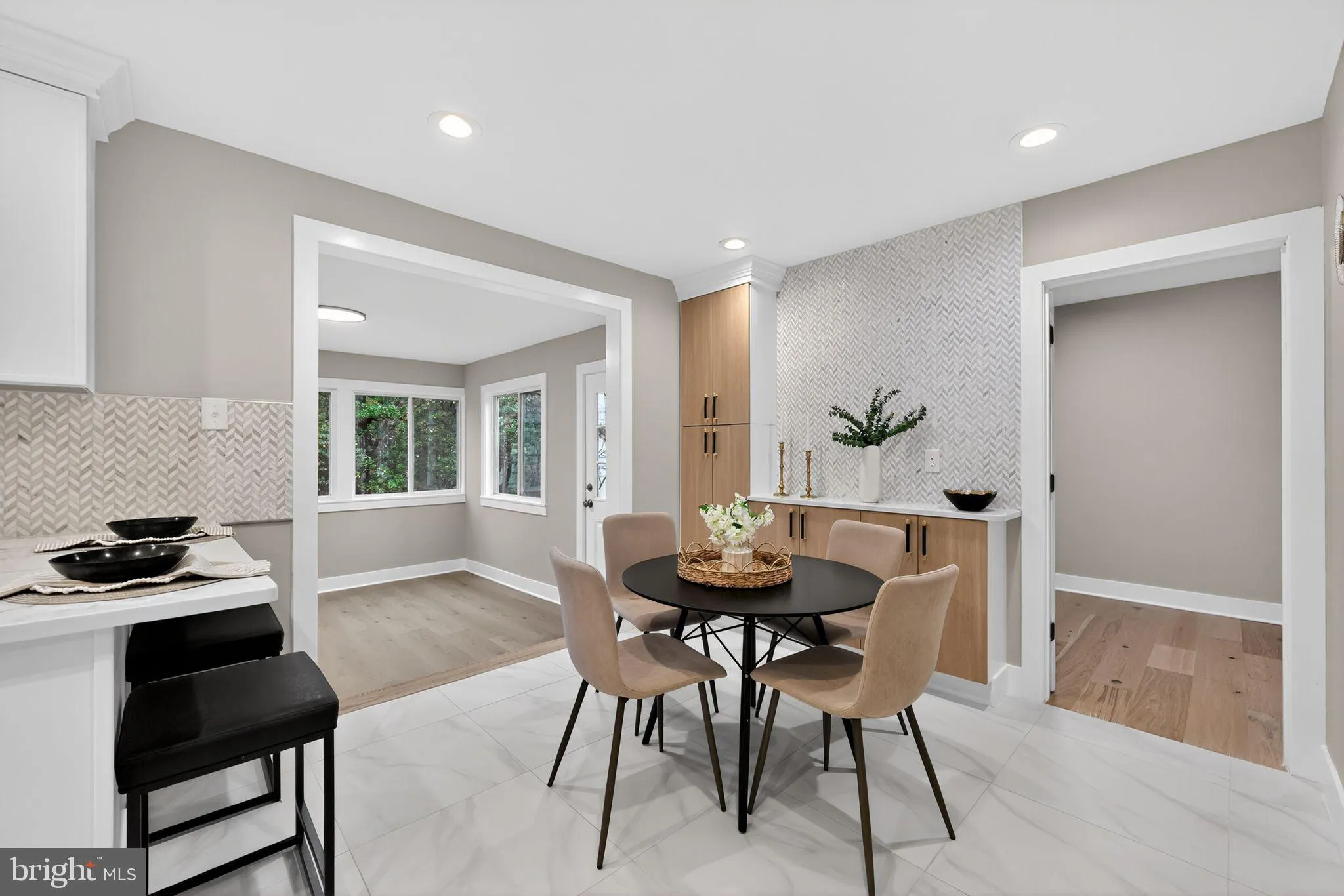 Cherry Hill, New Jersey 08003, United States, 5 Bedrooms Bedrooms, ,3 BathroomsBathrooms,Residential,Active,246727