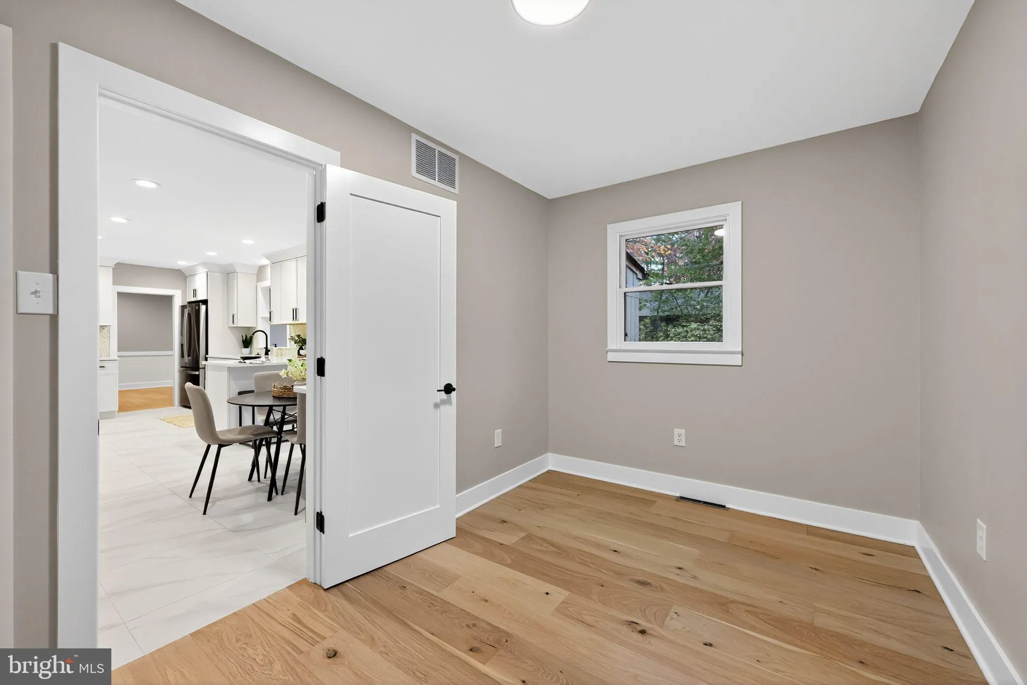 Cherry Hill, New Jersey 08003, United States, 5 Bedrooms Bedrooms, ,3 BathroomsBathrooms,Residential,Active,246727