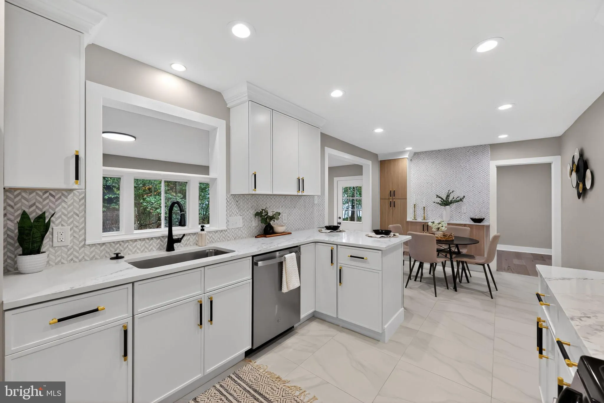 Cherry Hill, New Jersey 08003, United States, 5 Bedrooms Bedrooms, ,3 BathroomsBathrooms,Residential,Active,246727