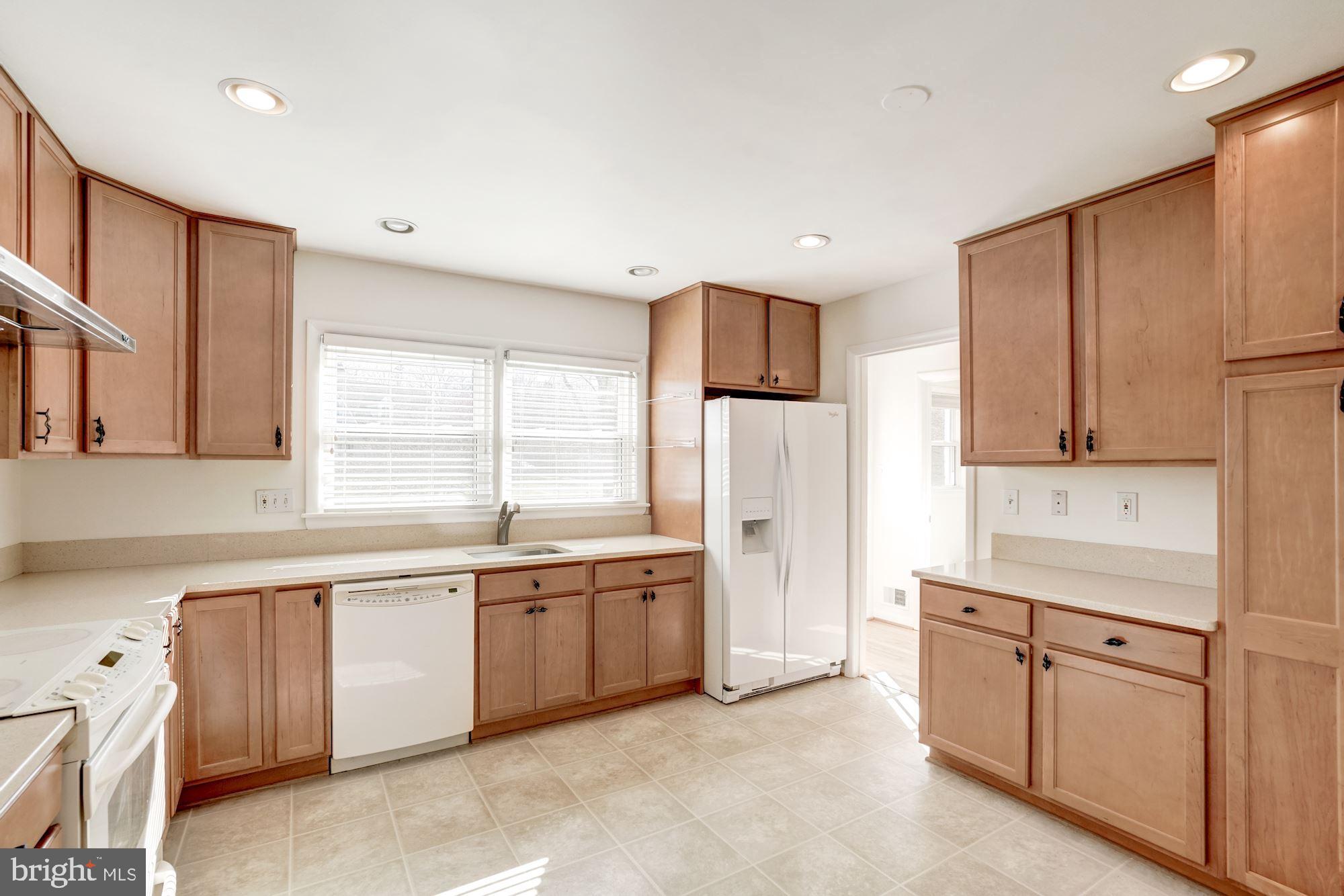 FORESTVILLE ESTATES - Residential