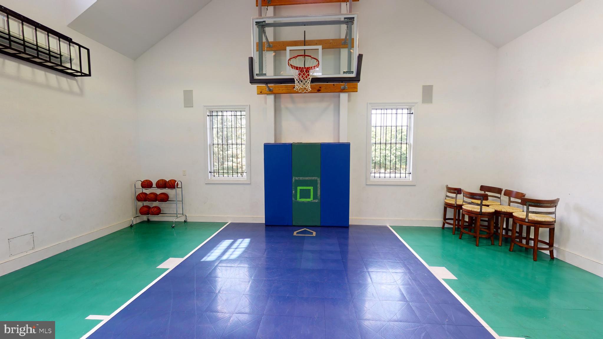 FORESTVILLE ESTATES - Residential