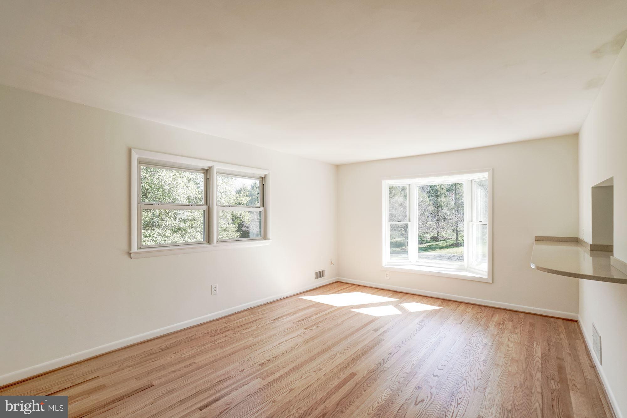 FORESTVILLE ESTATES - Residential