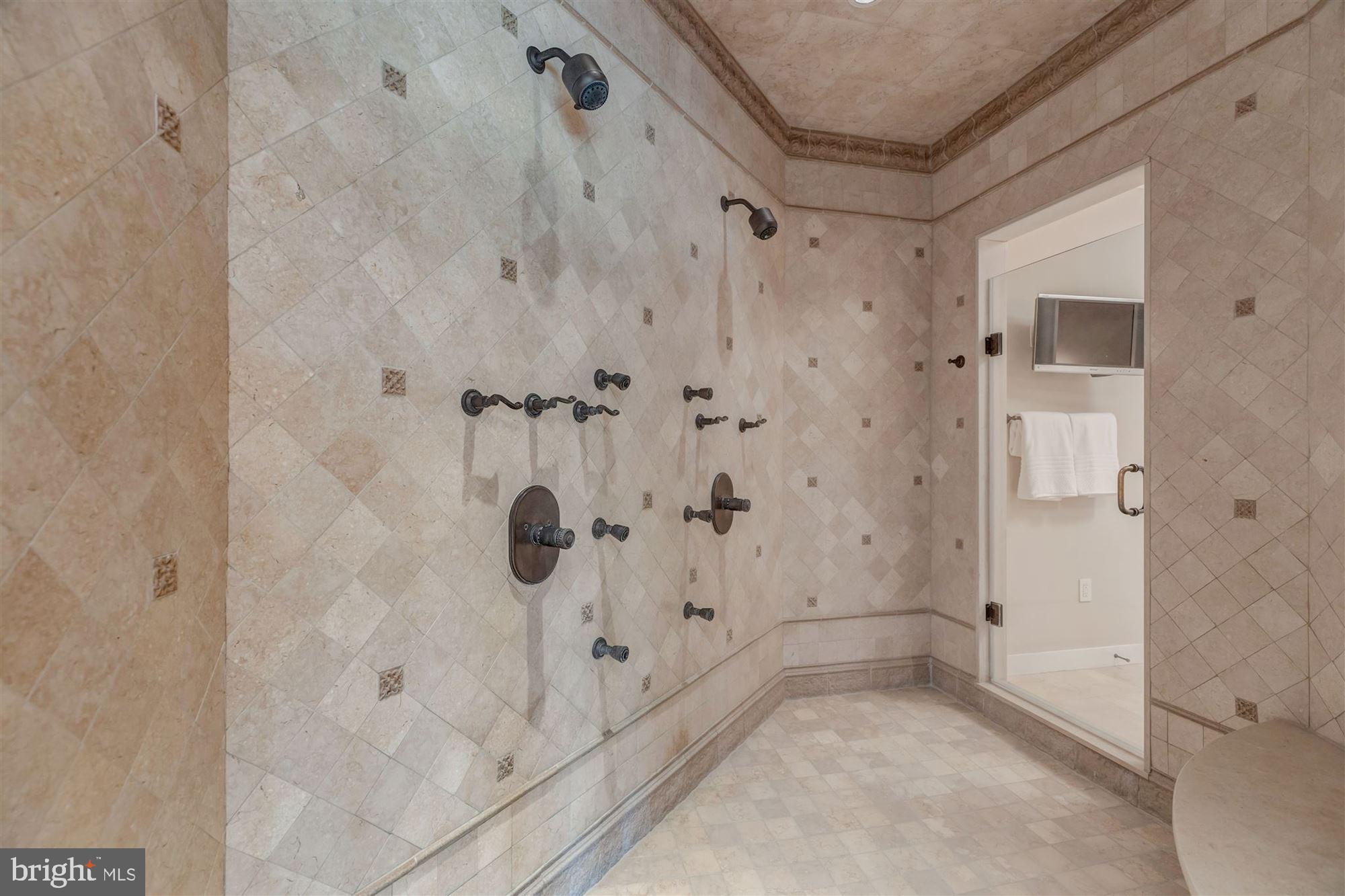 FORESTVILLE ESTATES - Residential