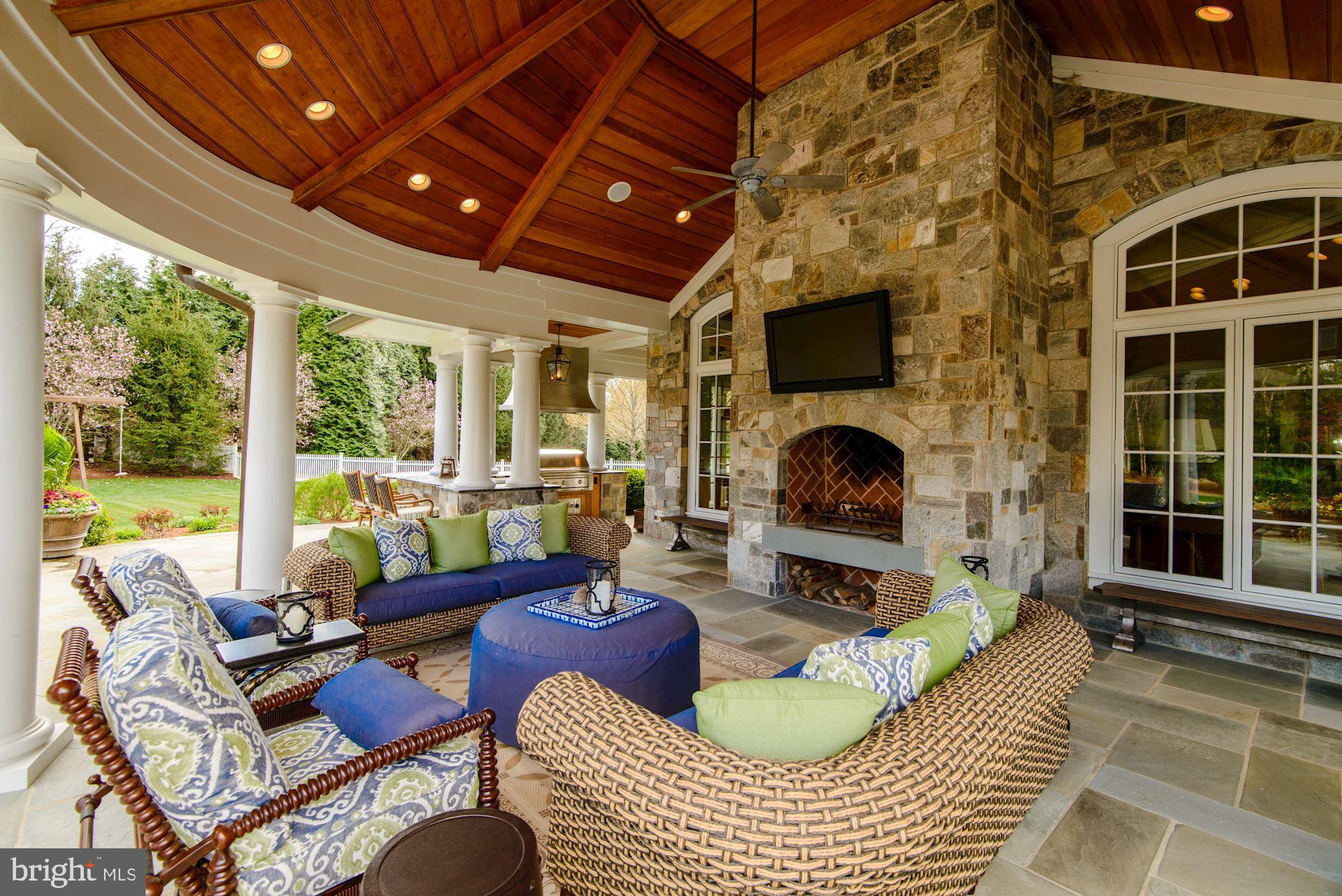 FORESTVILLE ESTATES - Residential