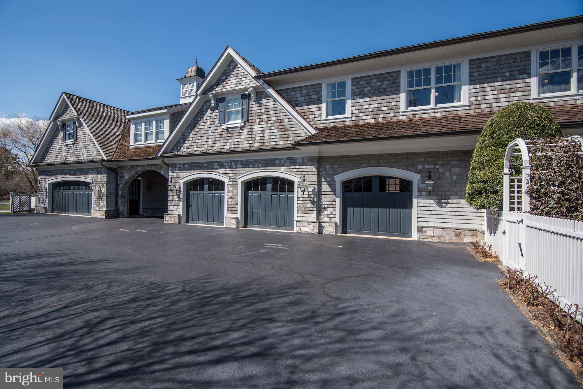 FORESTVILLE ESTATES - Residential