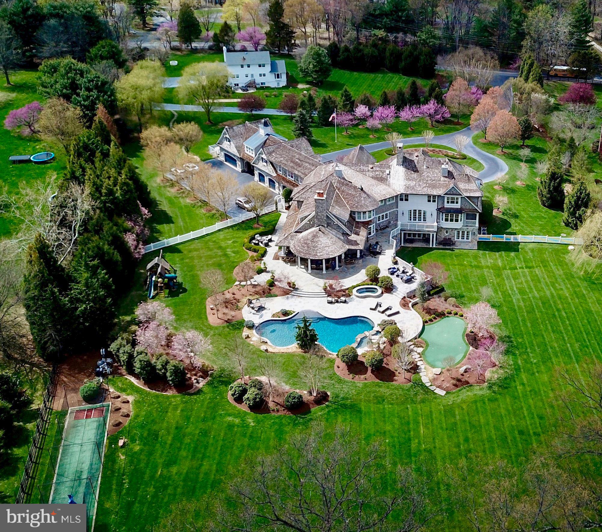 FORESTVILLE ESTATES - Residential