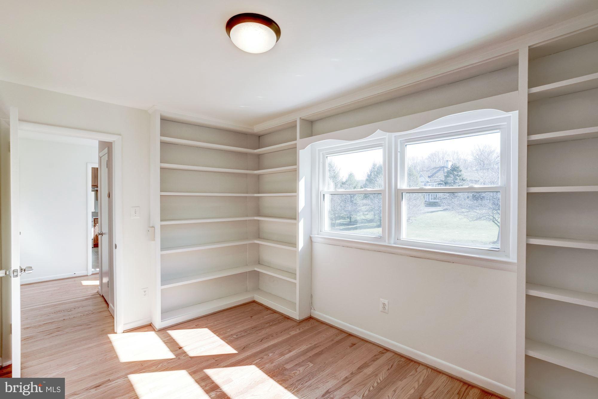 FORESTVILLE ESTATES - Residential