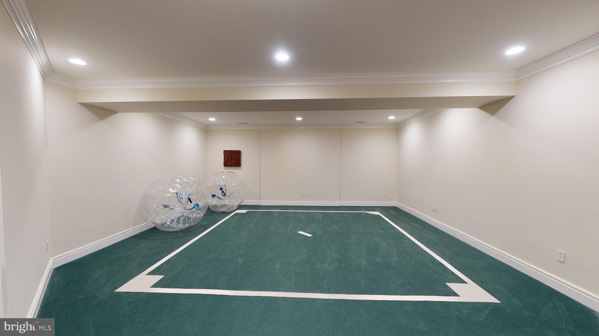 FORESTVILLE ESTATES - Residential