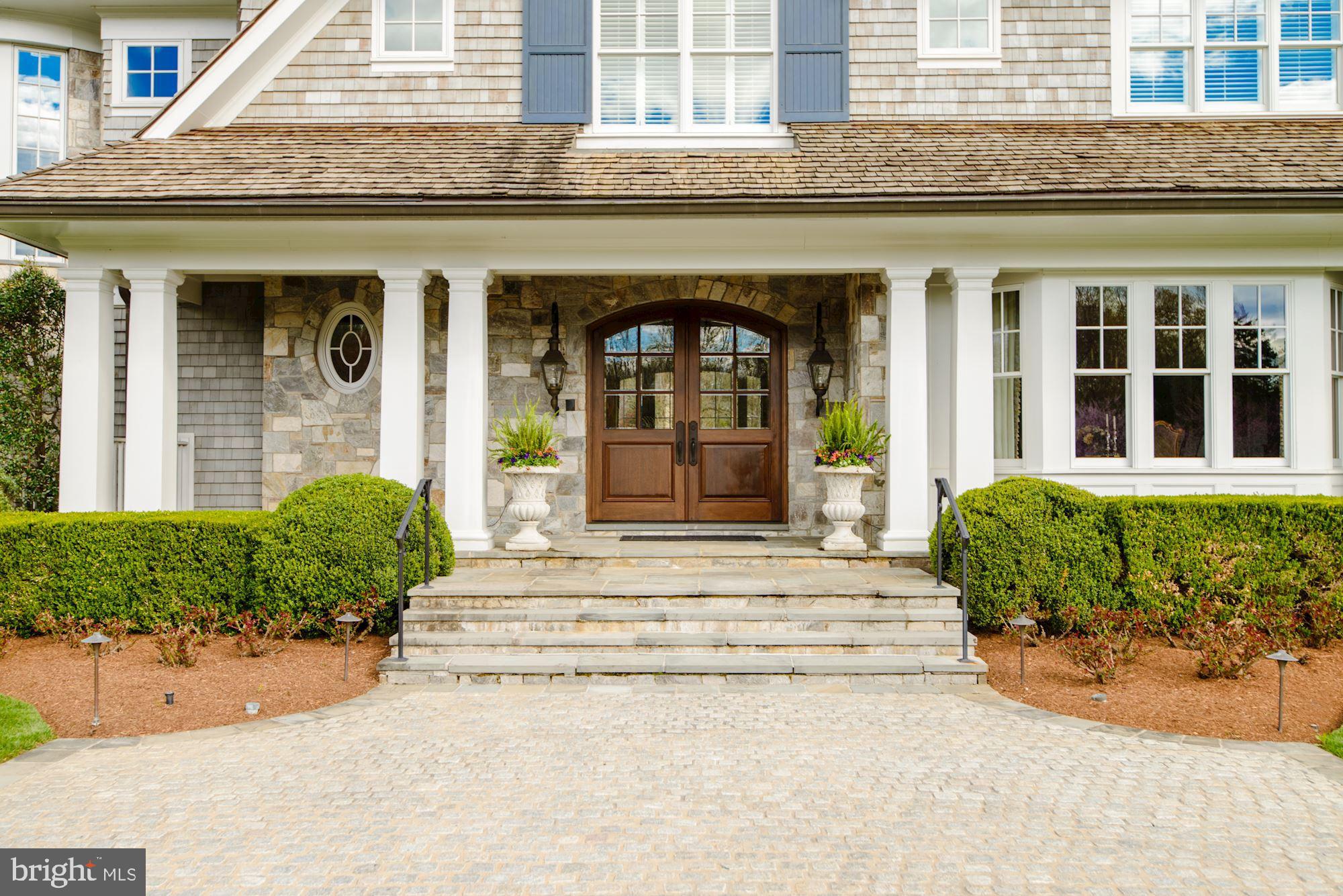 FORESTVILLE ESTATES - Residential