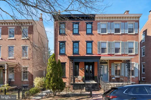 121 E Washington Street Unit 1, West Chester, PA MLS: PACT2090544