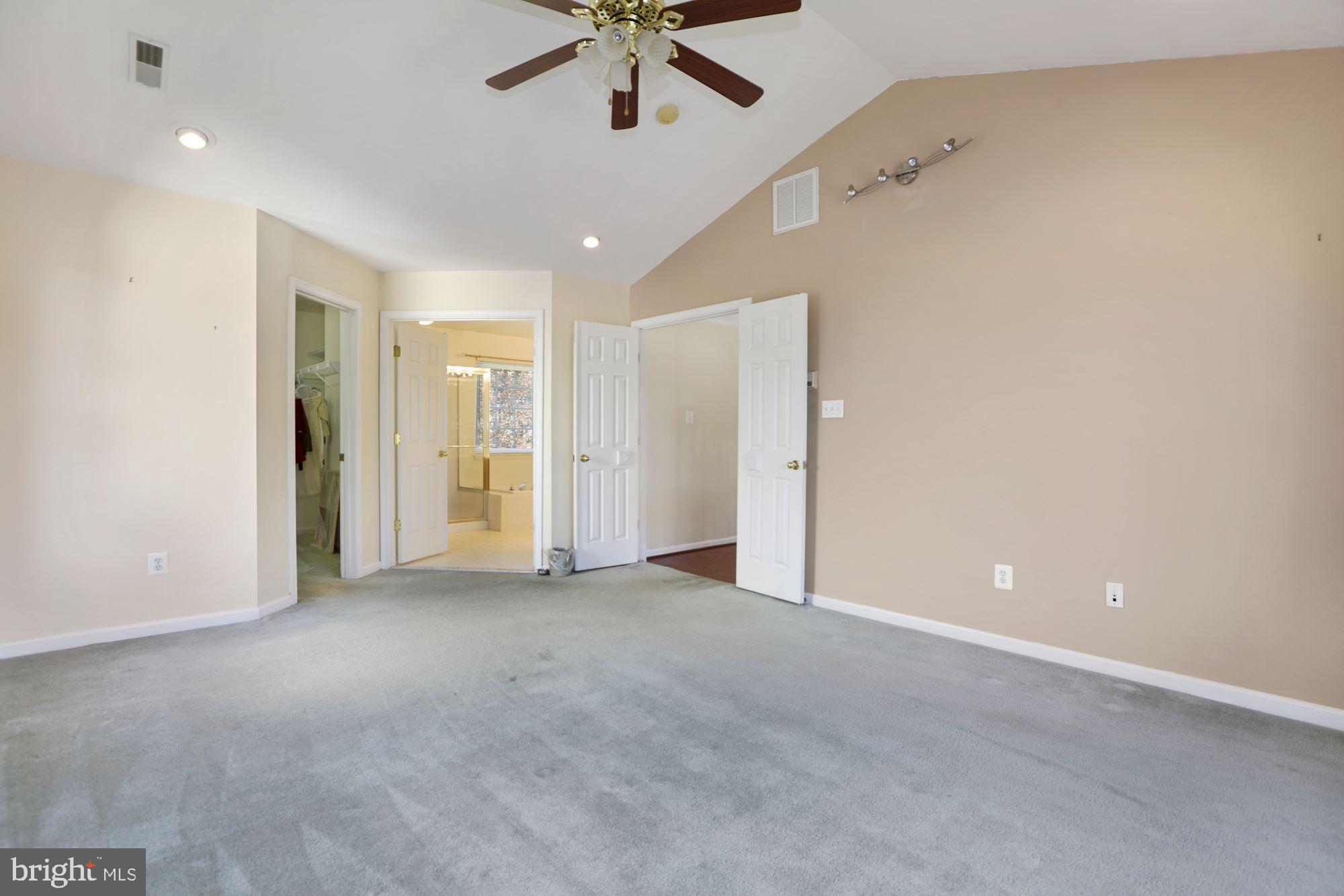 KINGSBROOKE - Residential Lease