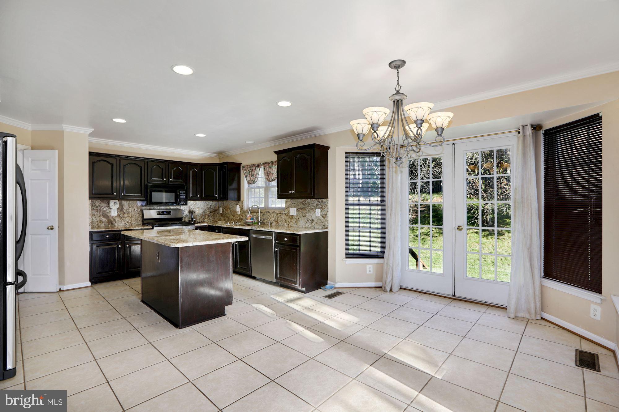 KINGSBROOKE - Residential Lease