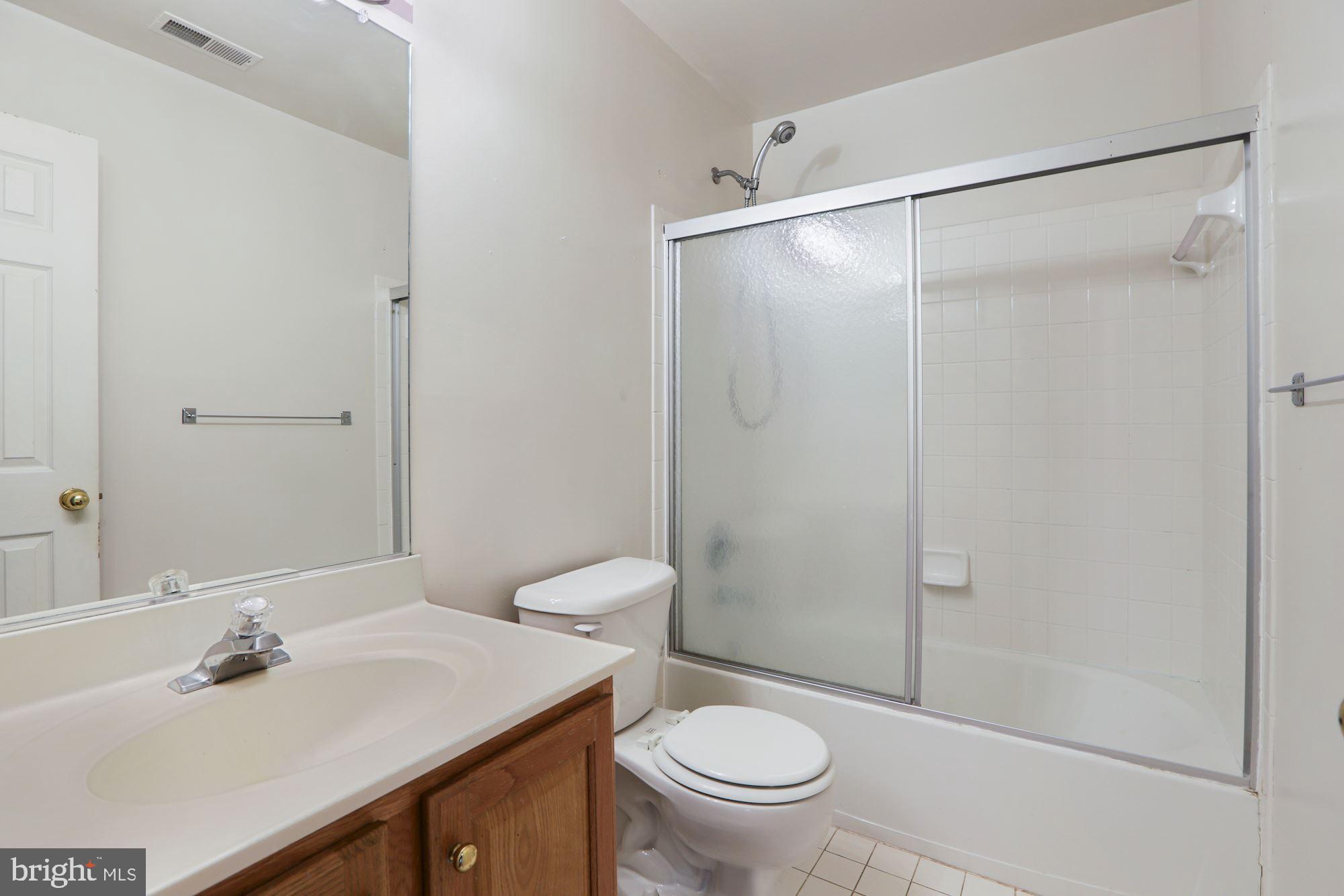 KINGSBROOKE - Residential Lease