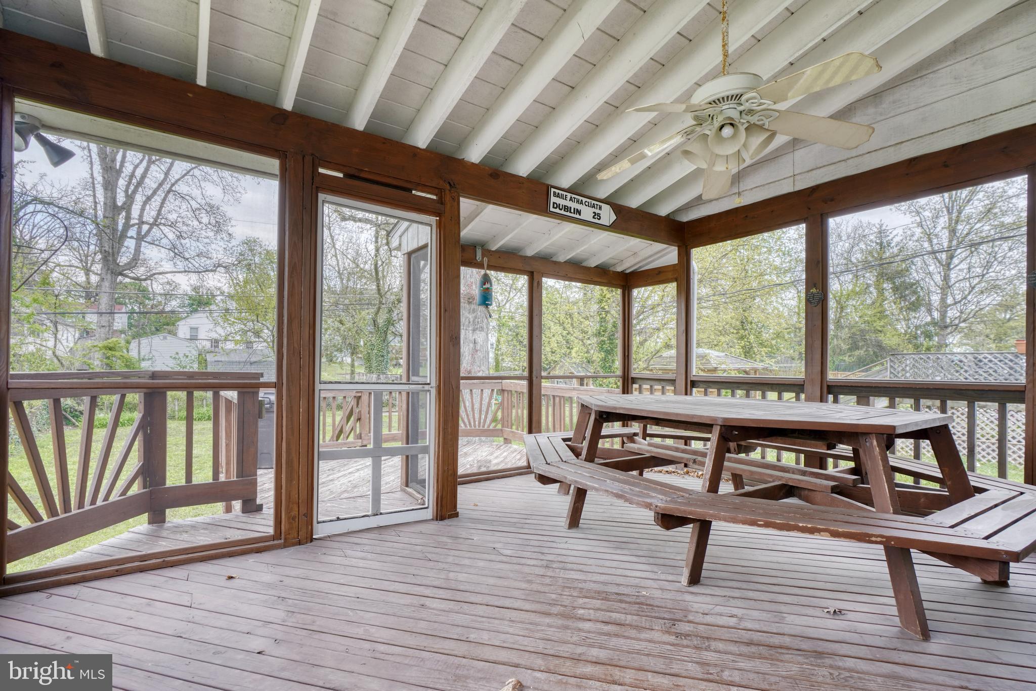 NORTHAMPTON - Residential