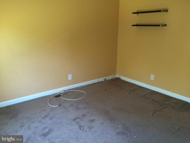 FORESTVILLE CENTER - Residential