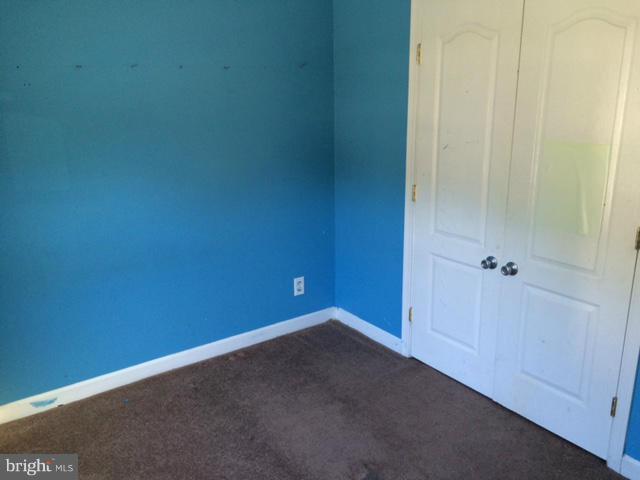 FORESTVILLE CENTER - Residential