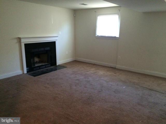 FORESTVILLE CENTER - Residential