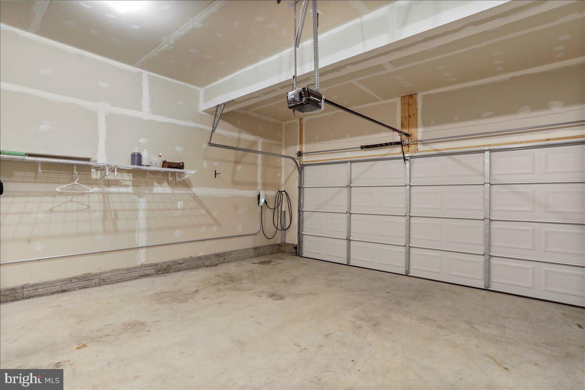 HAGERS CROSSING - Residential