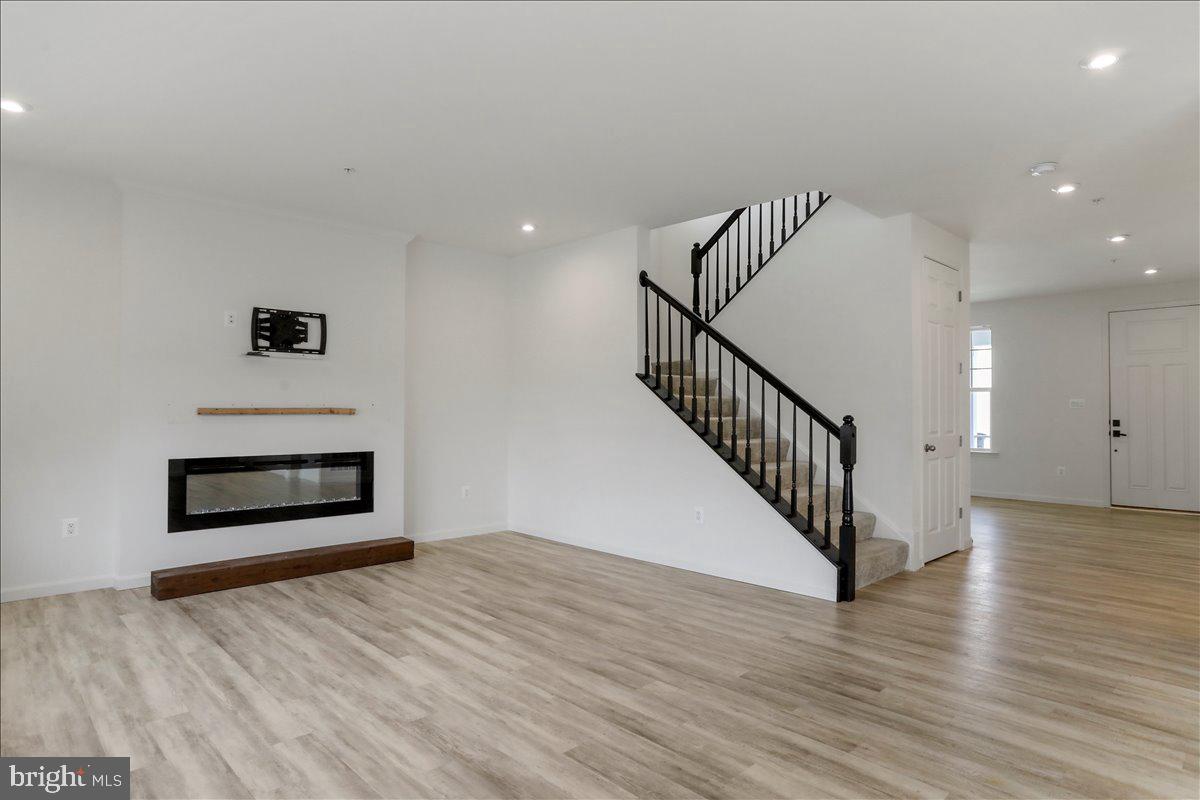 HAGERS CROSSING - Residential