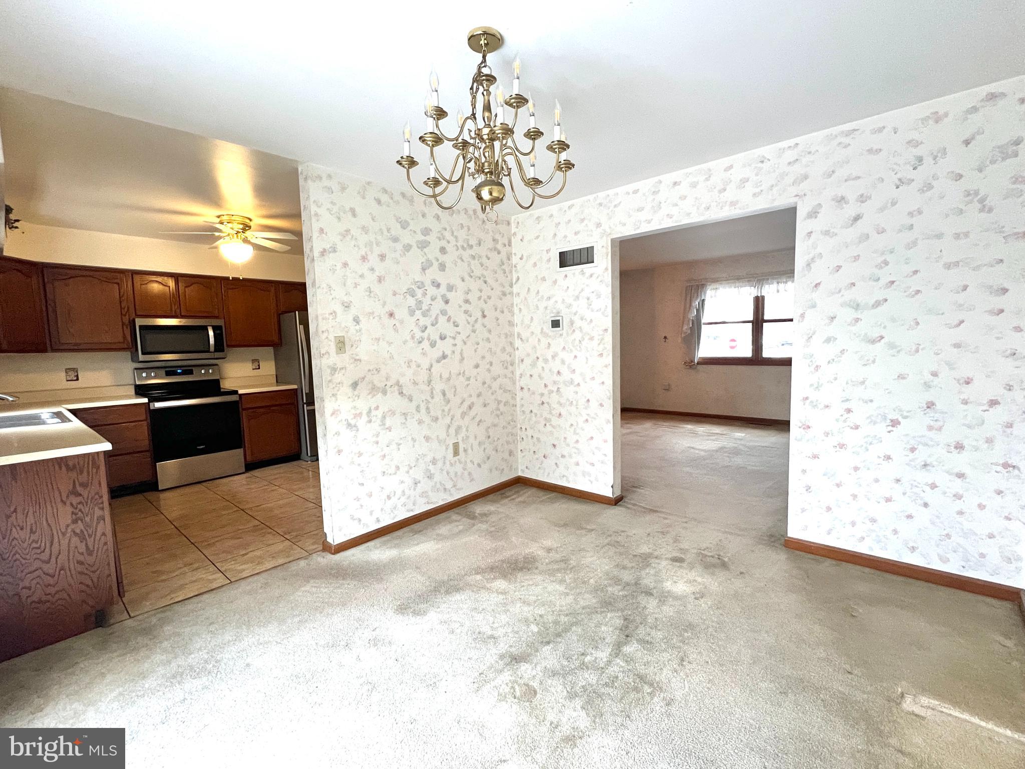 551 CHRISTOPHER DRIVE