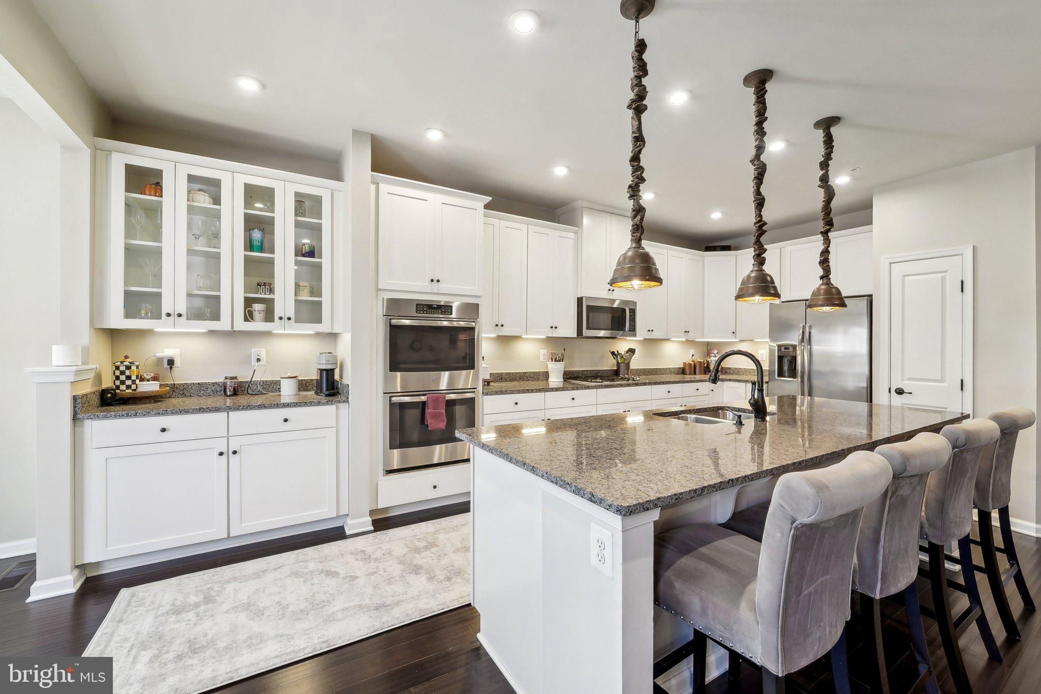 TWO RIVERS - Residential