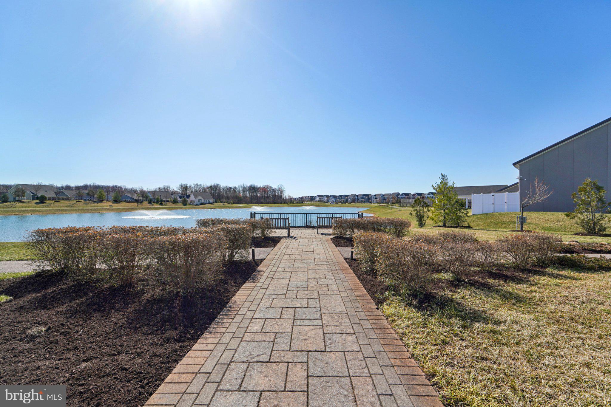 TWO RIVERS - Residential