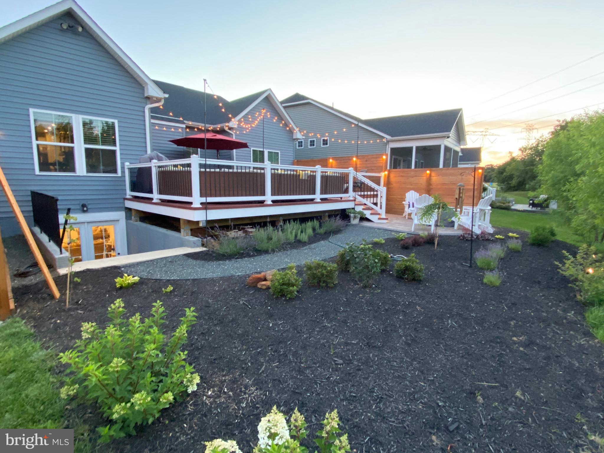 TWO RIVERS - Residential