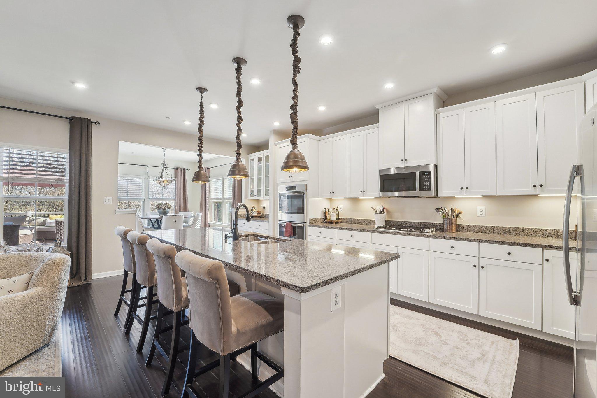 TWO RIVERS - Residential