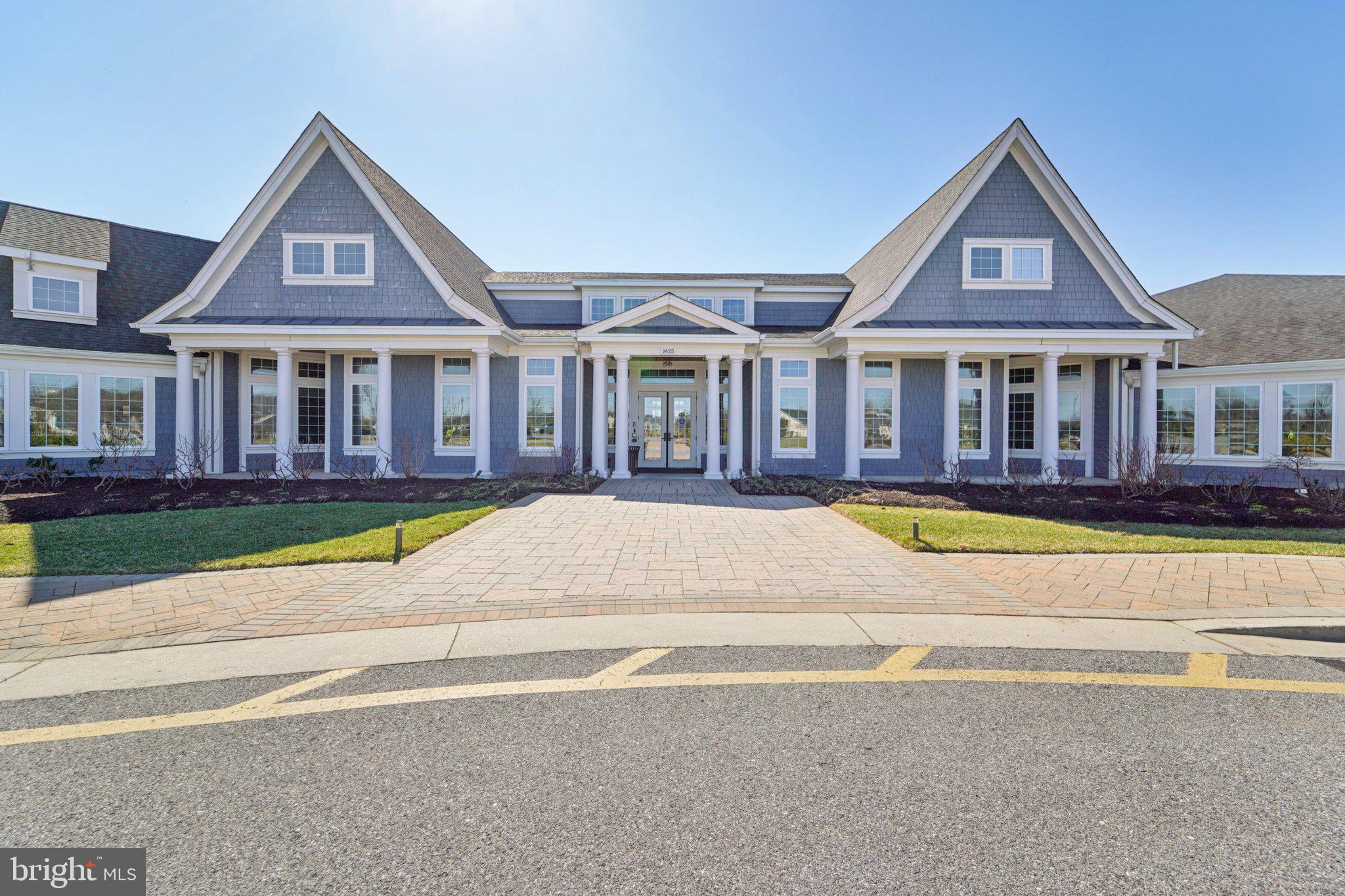 TWO RIVERS - Residential