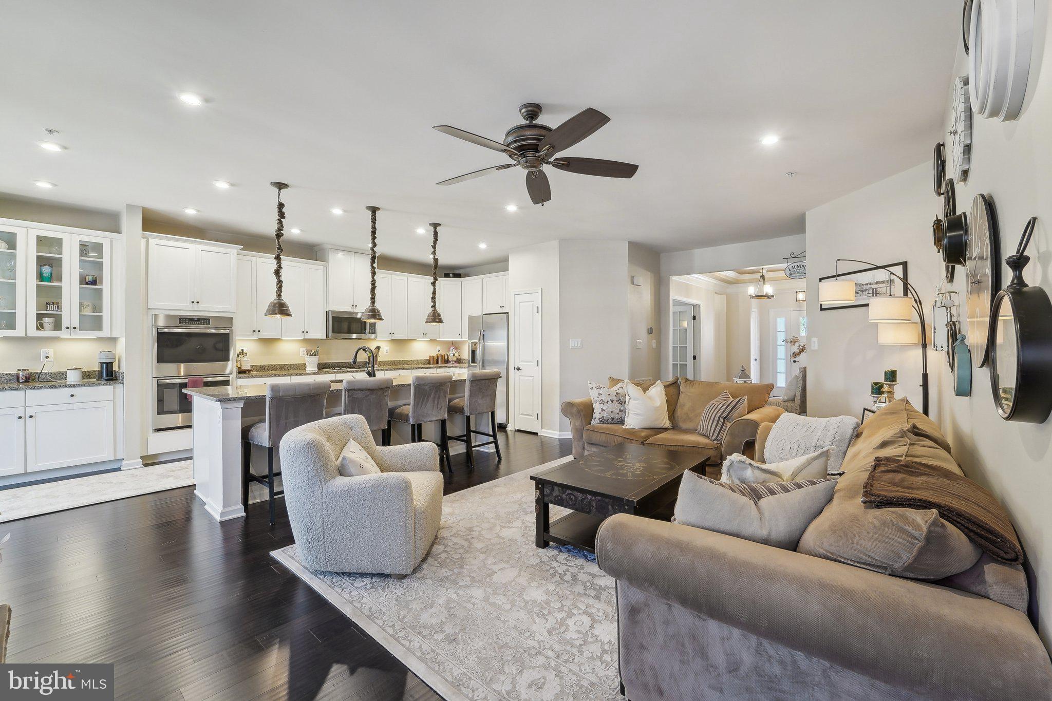 TWO RIVERS - Residential