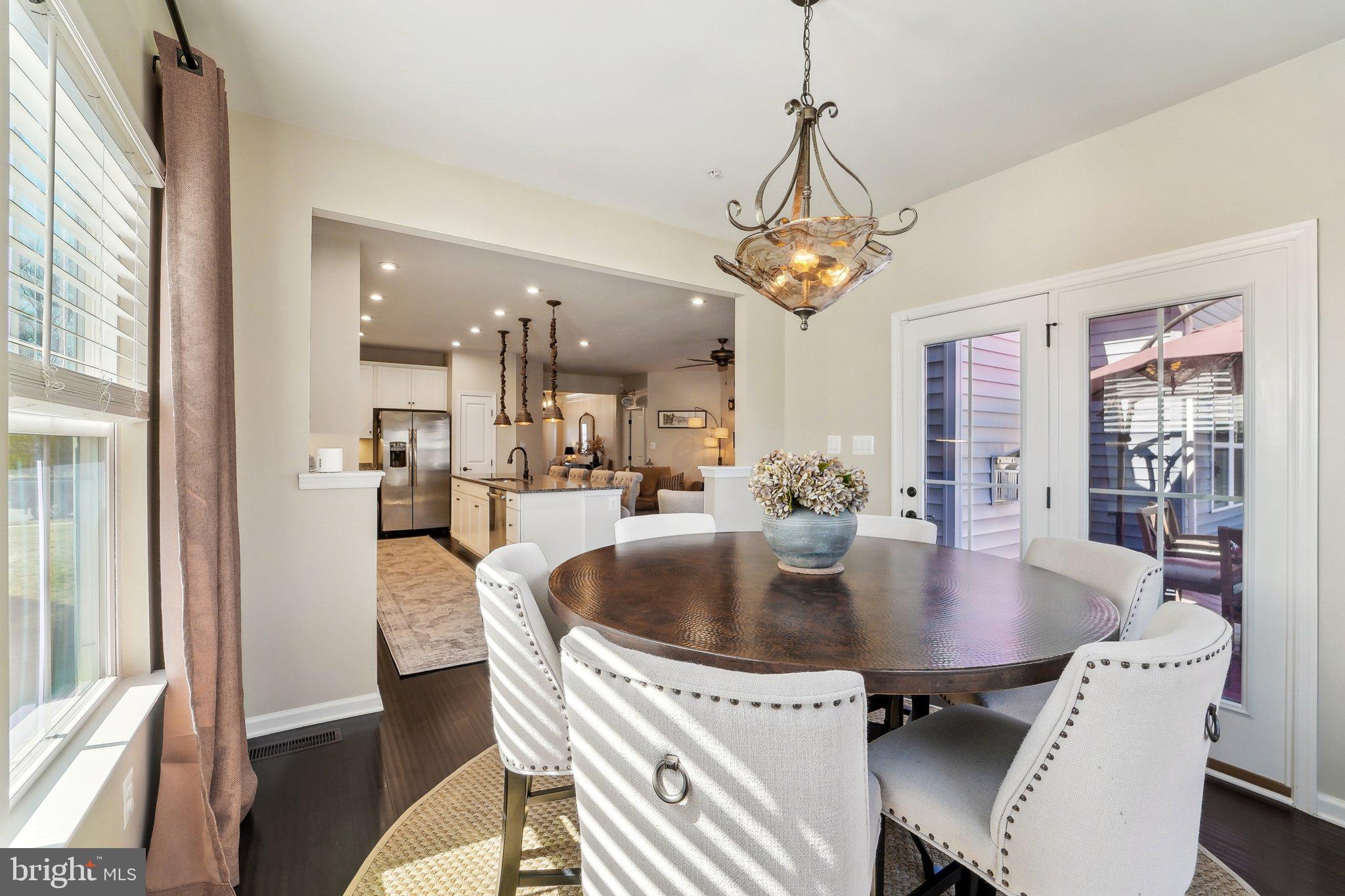 TWO RIVERS - Residential