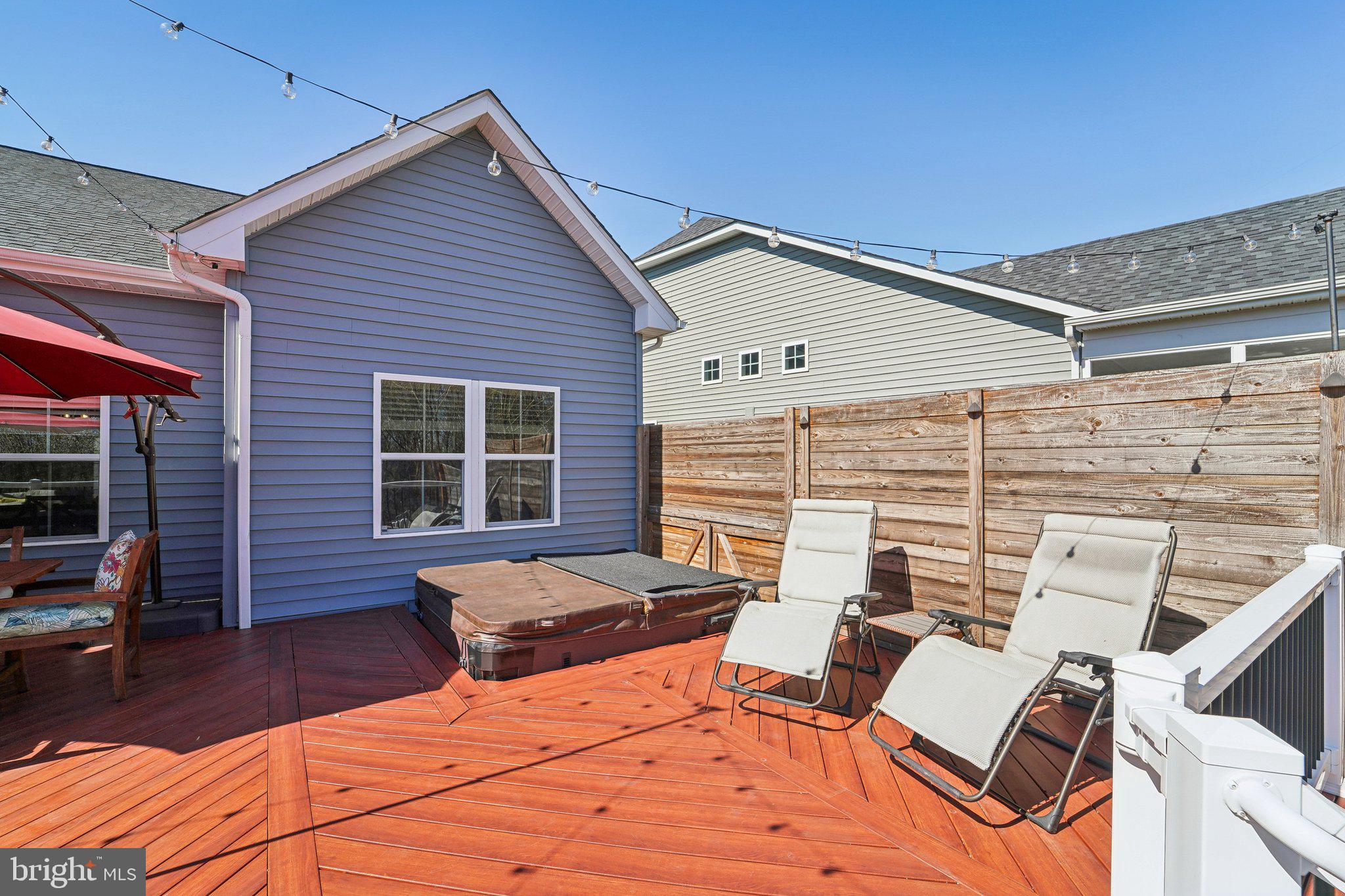 TWO RIVERS - Residential