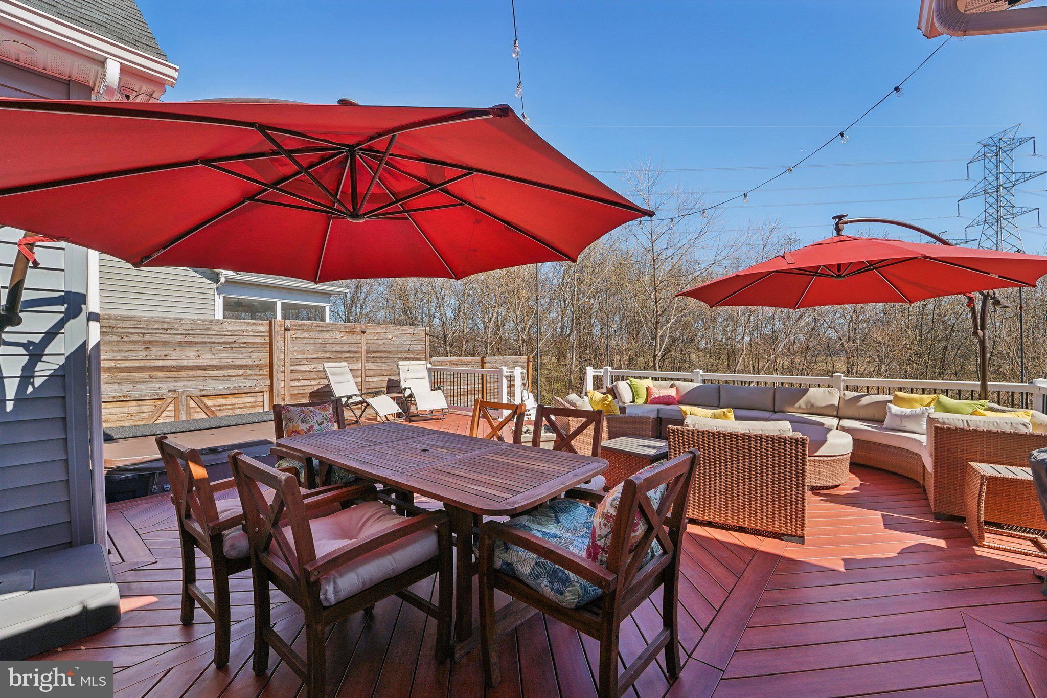 TWO RIVERS - Residential