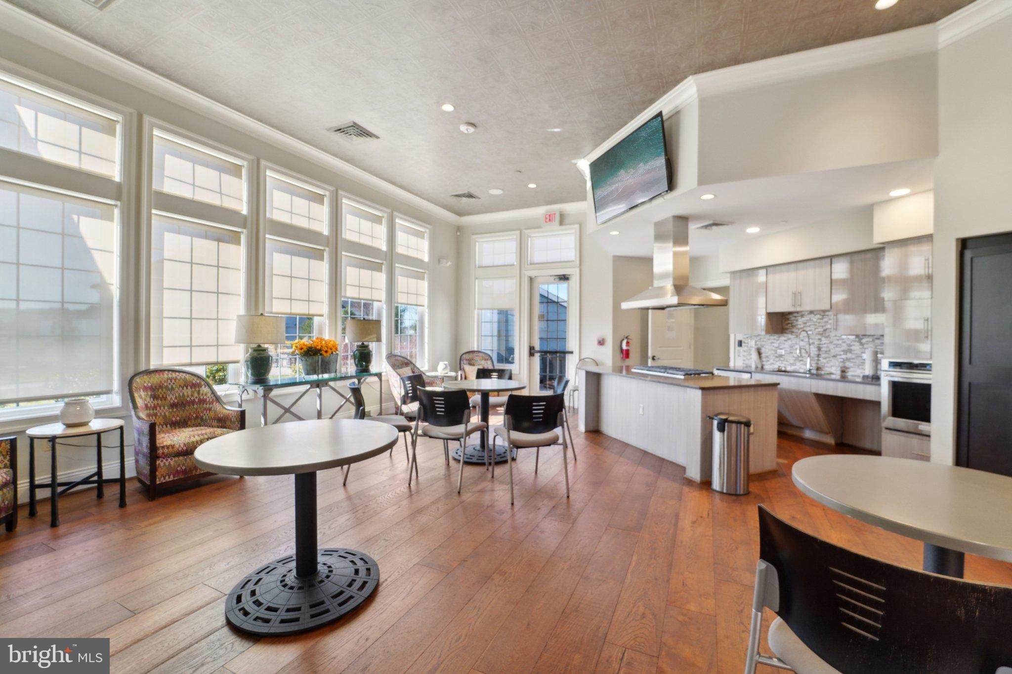 TWO RIVERS - Residential