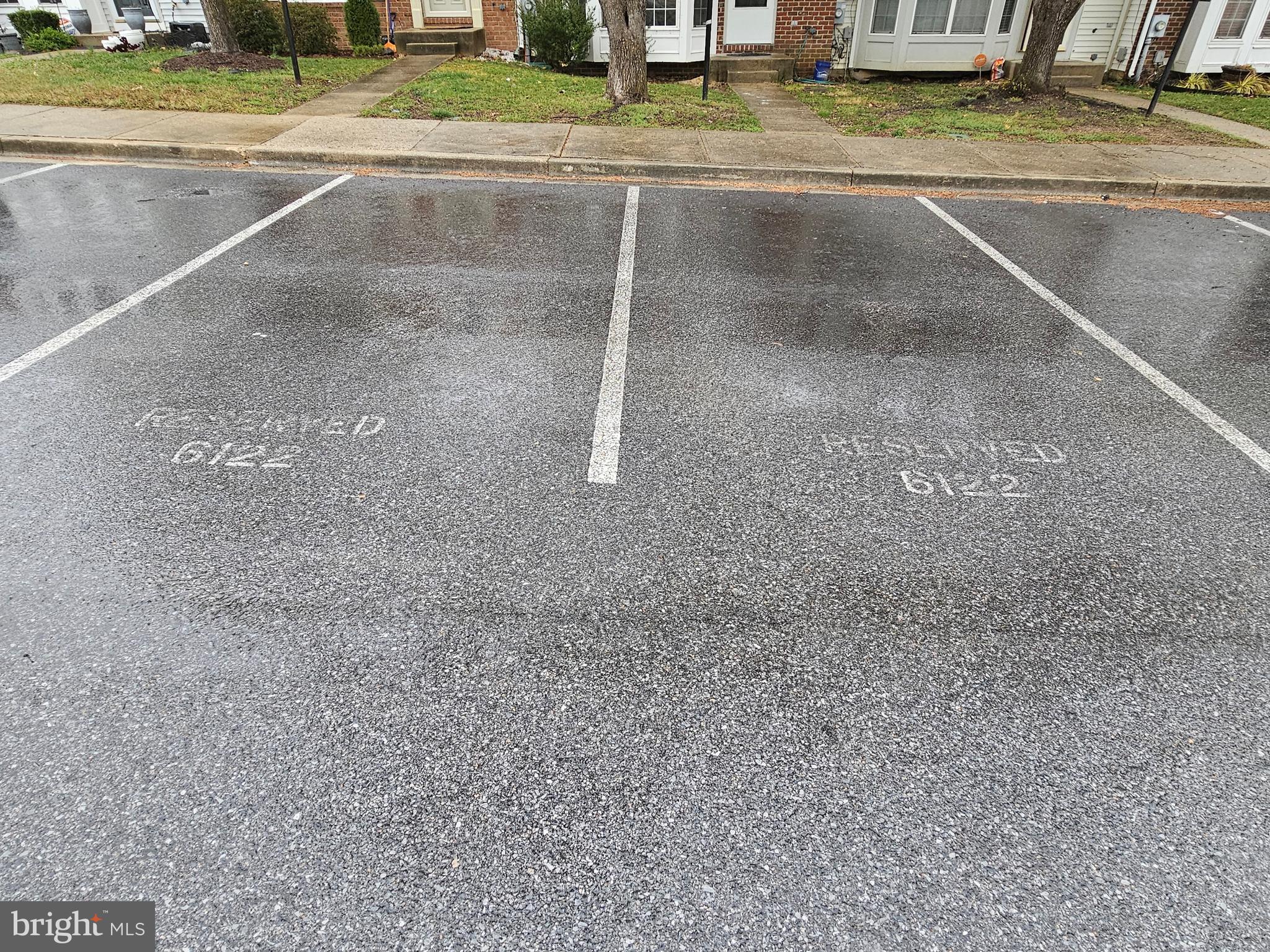 SOUTH HAMPTON - Residential Lease