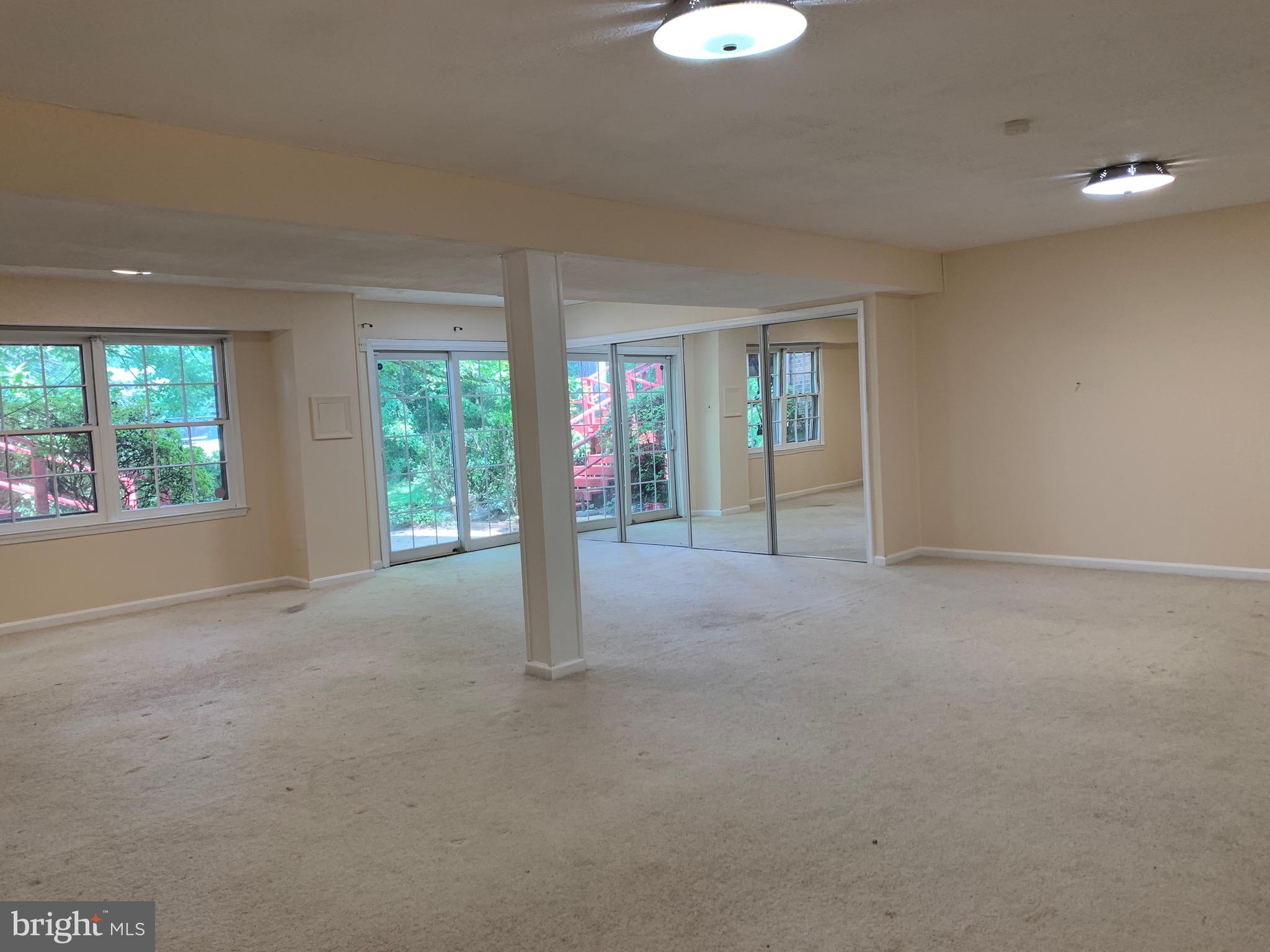 SHOUSE VILLAGE - Residential Lease