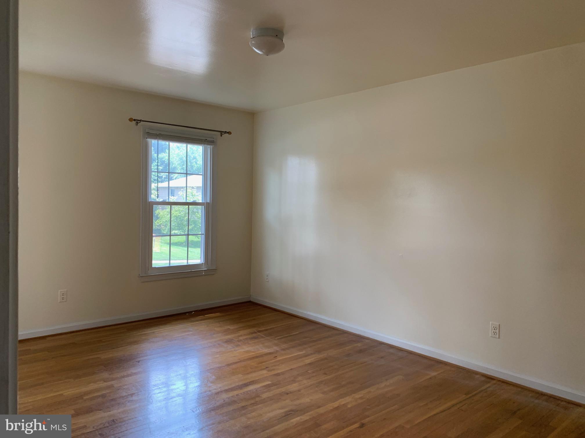 SHOUSE VILLAGE - Residential Lease