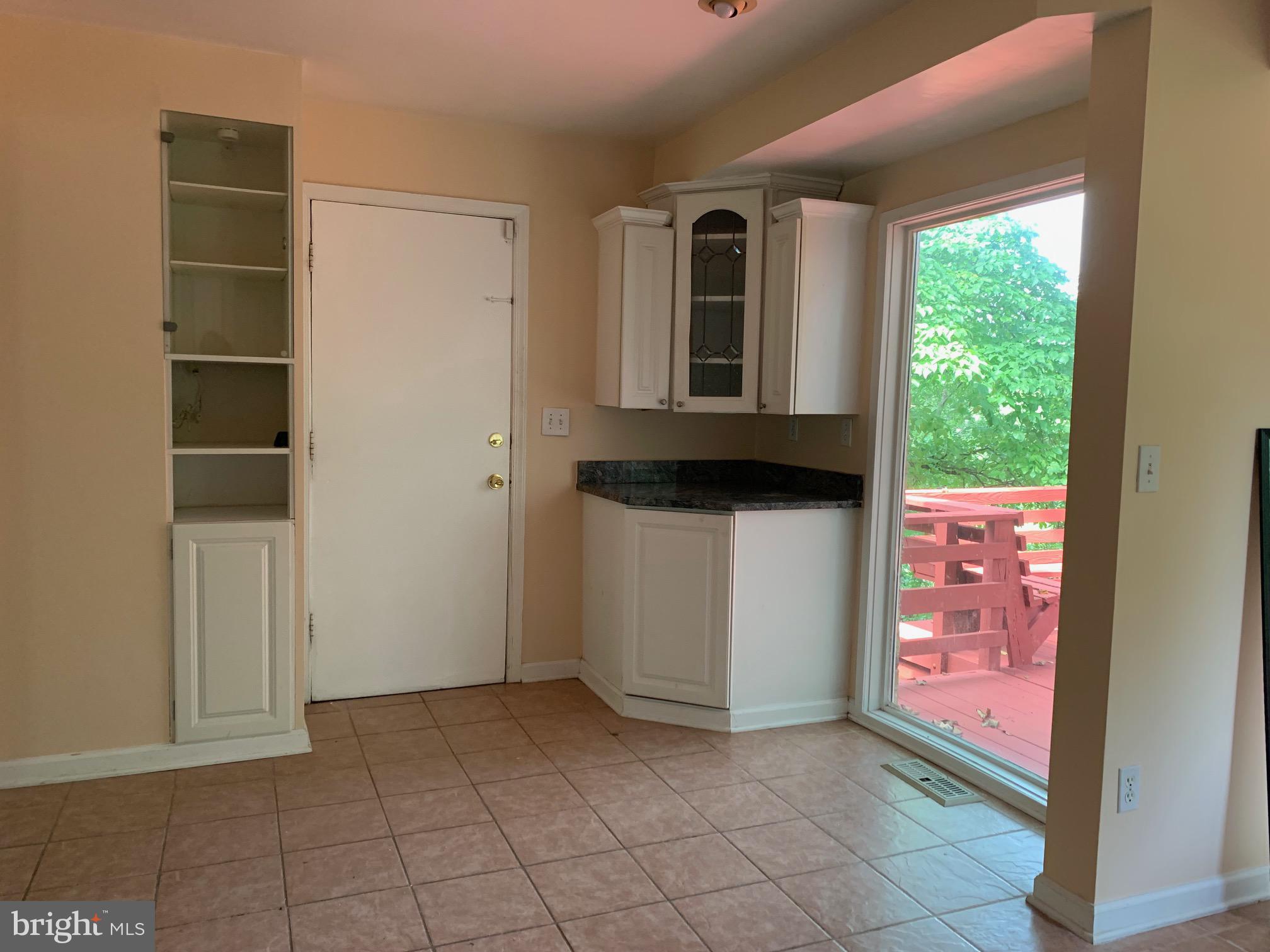 SHOUSE VILLAGE - Residential Lease