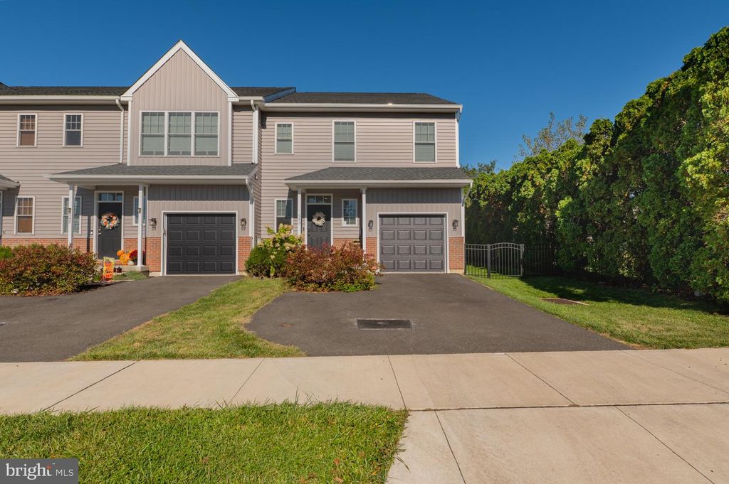 Photo of 543 Long Street, EMMAUS, PA 18049 (MLS # PALH2013594)