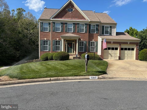 Homes For Sale - 15947 Kensington Place<br/> DUMFRIES, VA 22025