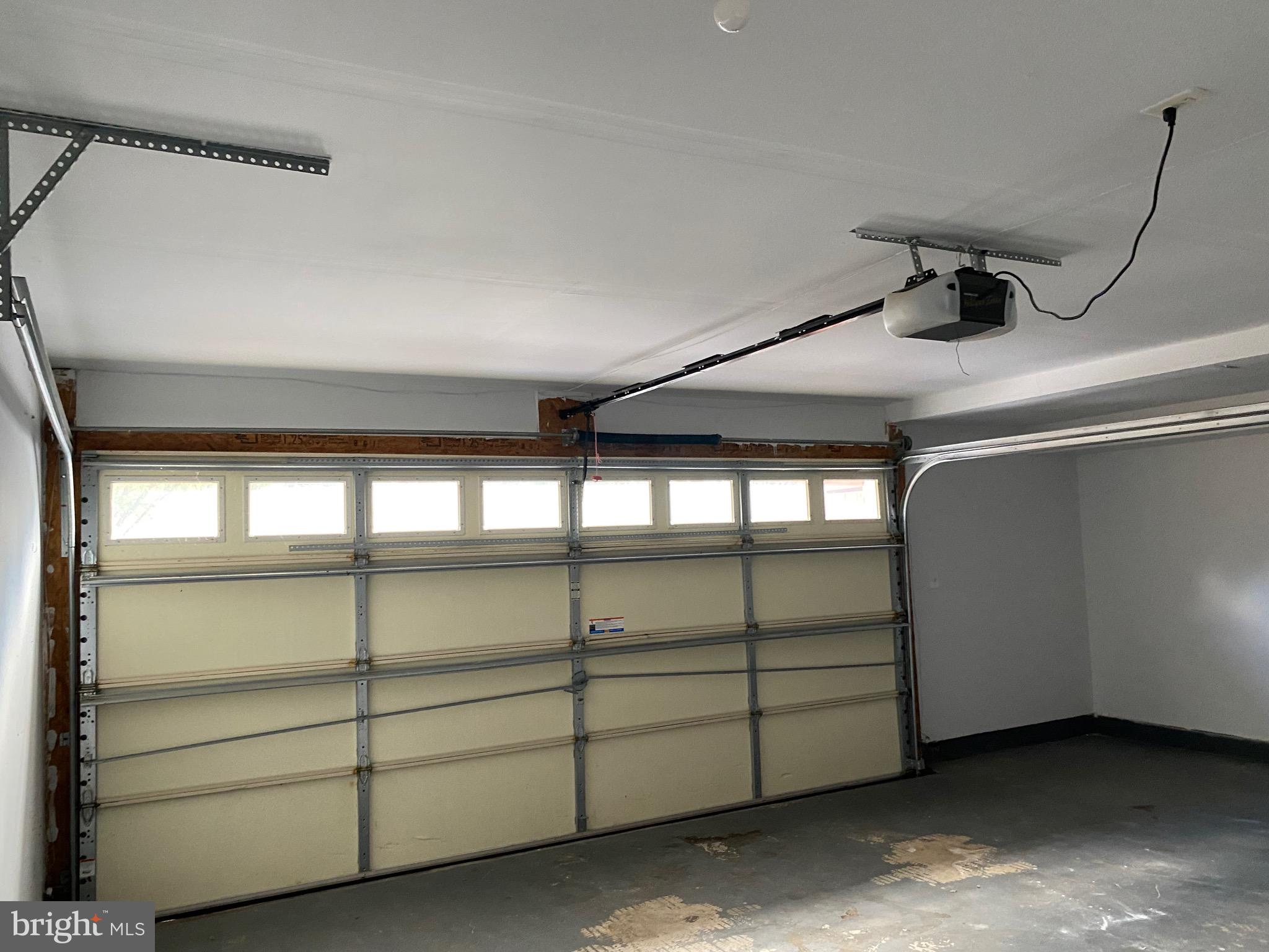 STONE RIDGE NORTH - Residential Lease