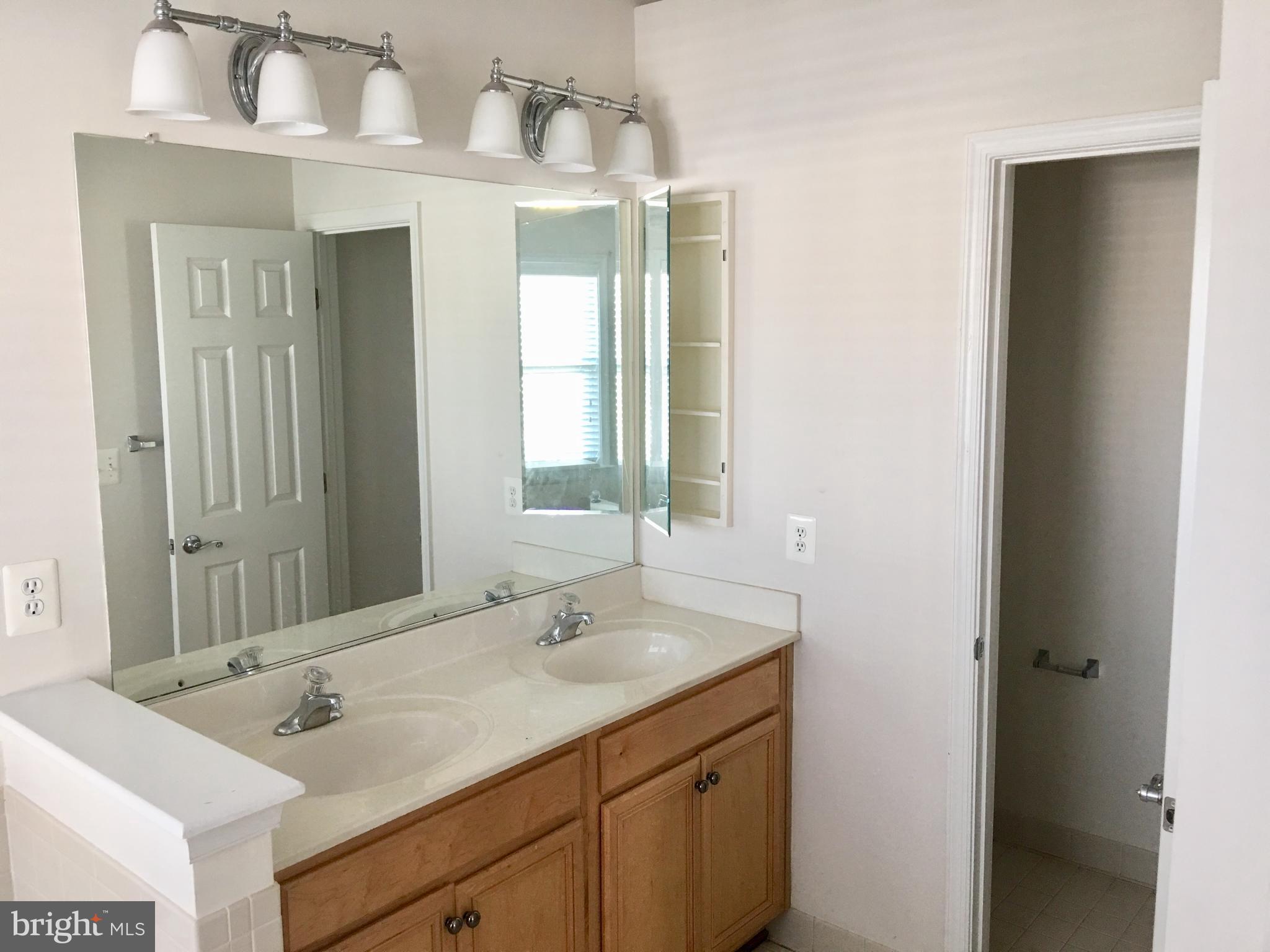 STONE RIDGE NORTH - Residential Lease